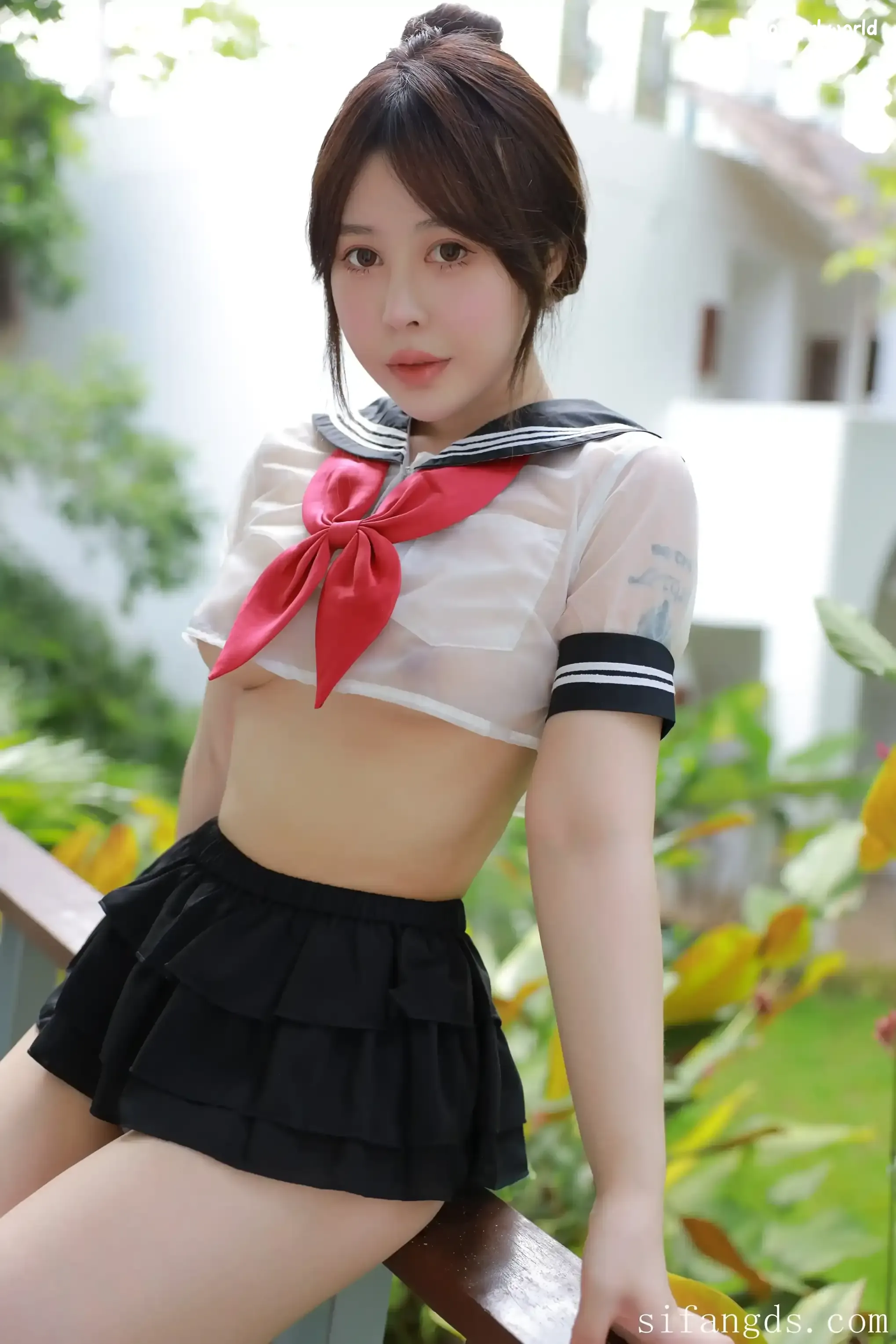 XR Uncensored-Evelyn-艾莉-R18-秀人网模特-透明JK 第7张图