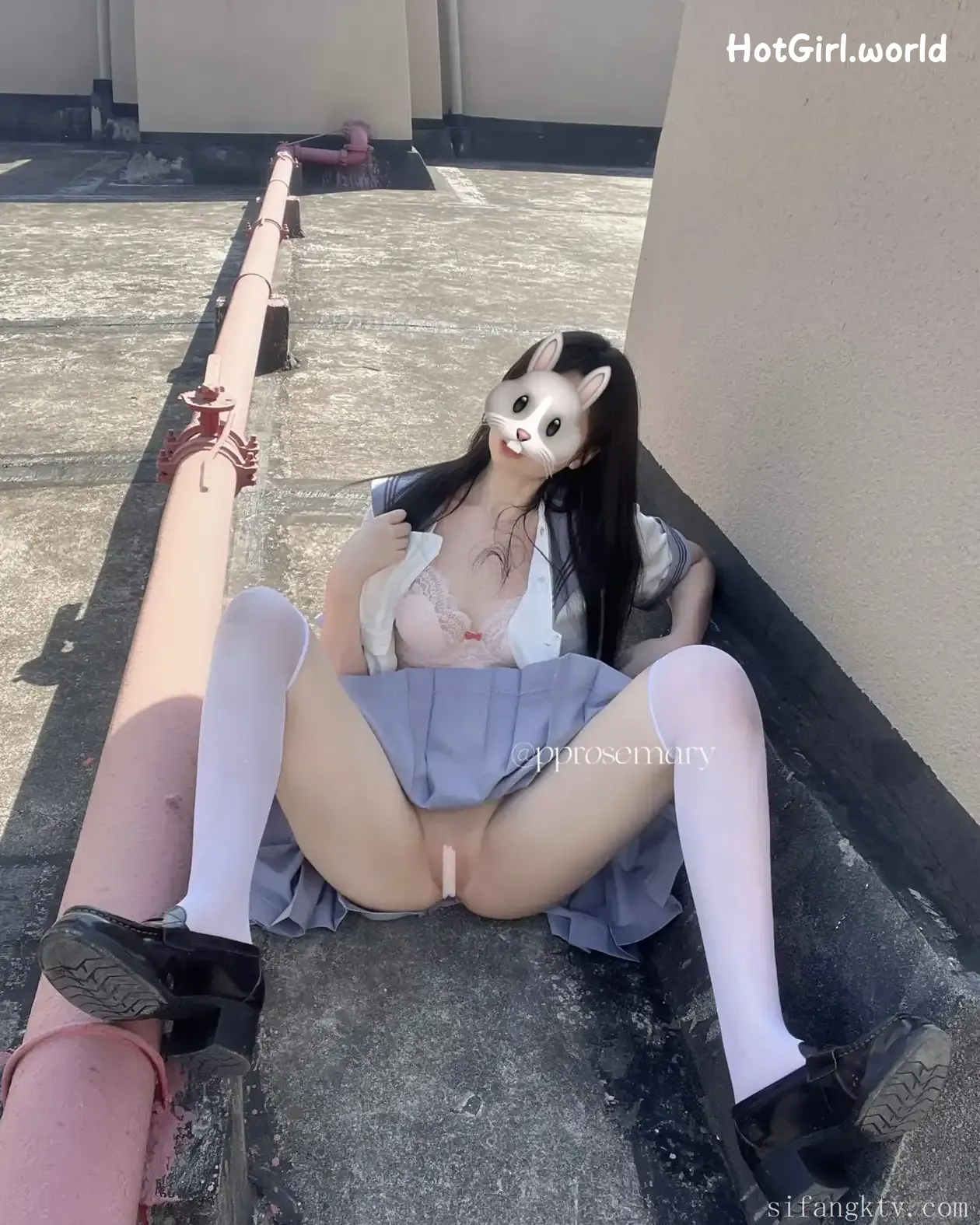 Coser-pprosemary-白虎一线天-jk少女福利姬 第17张图