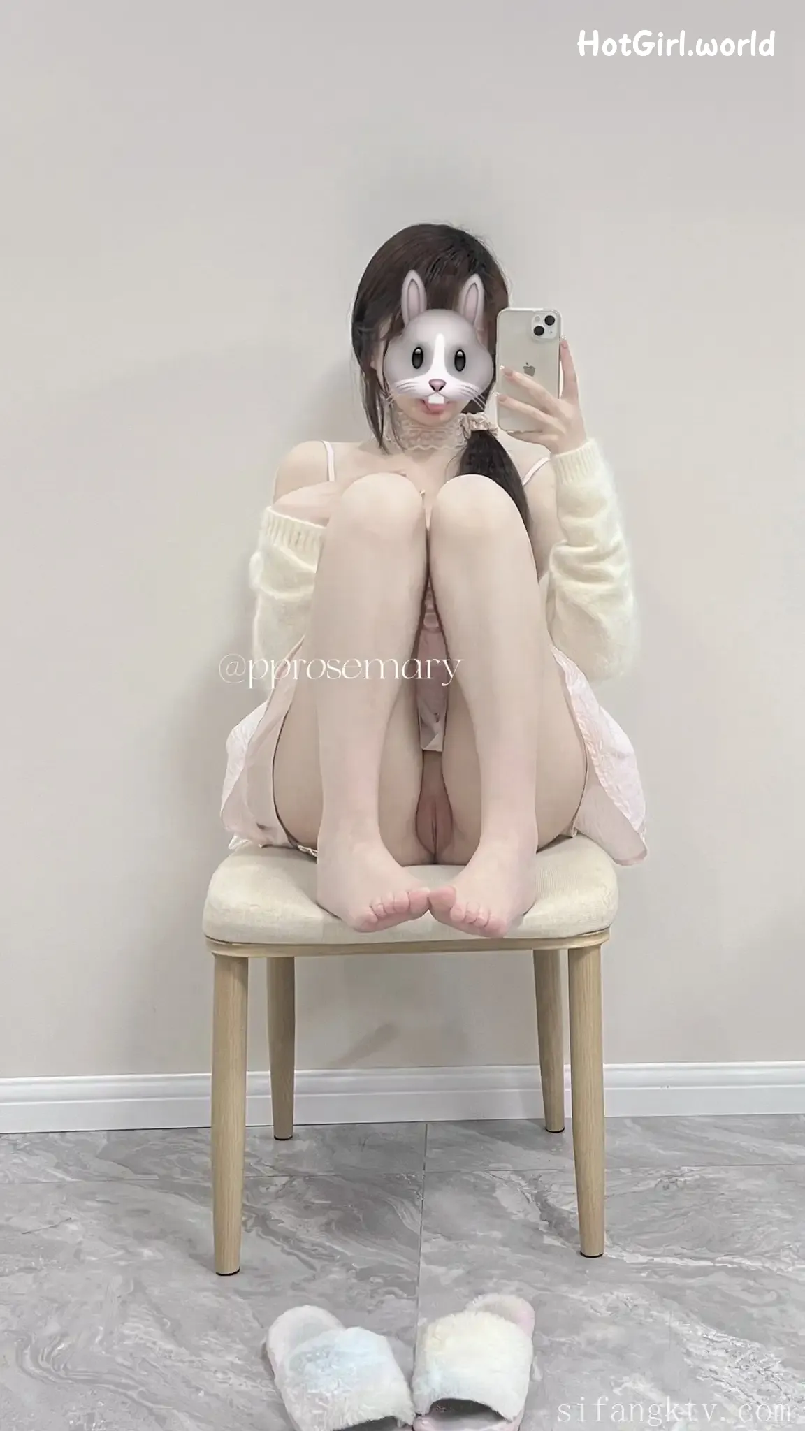 Coser-pprosemary-白虎一线天-jk少女福利姬 第31张图