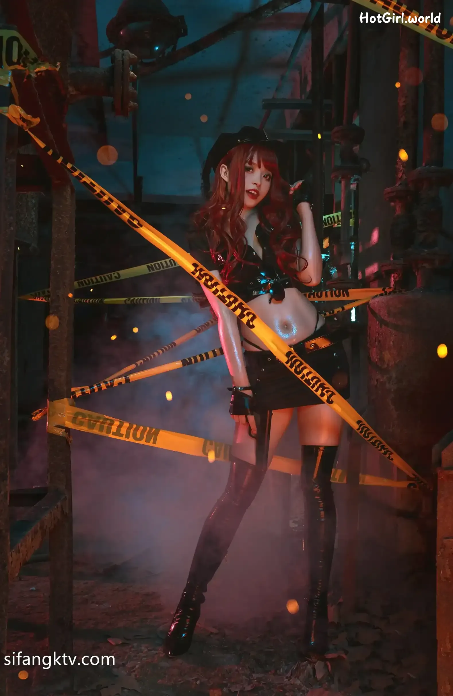 Coser-草莓味奈奈兔-付费福利私拍合集 第14张图