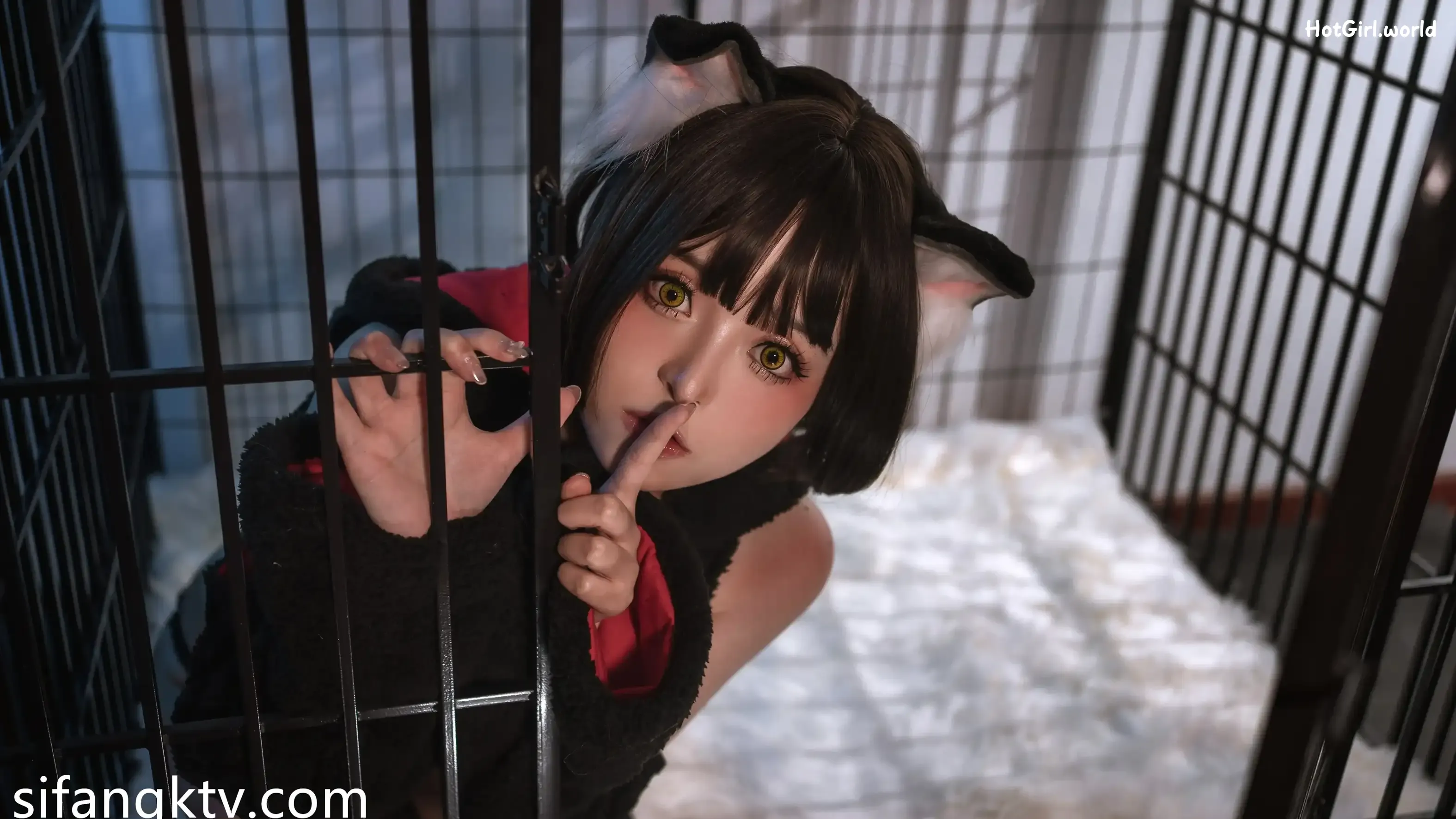 Coser-草莓味奈奈兔-付费福利私拍合集 第99张图
