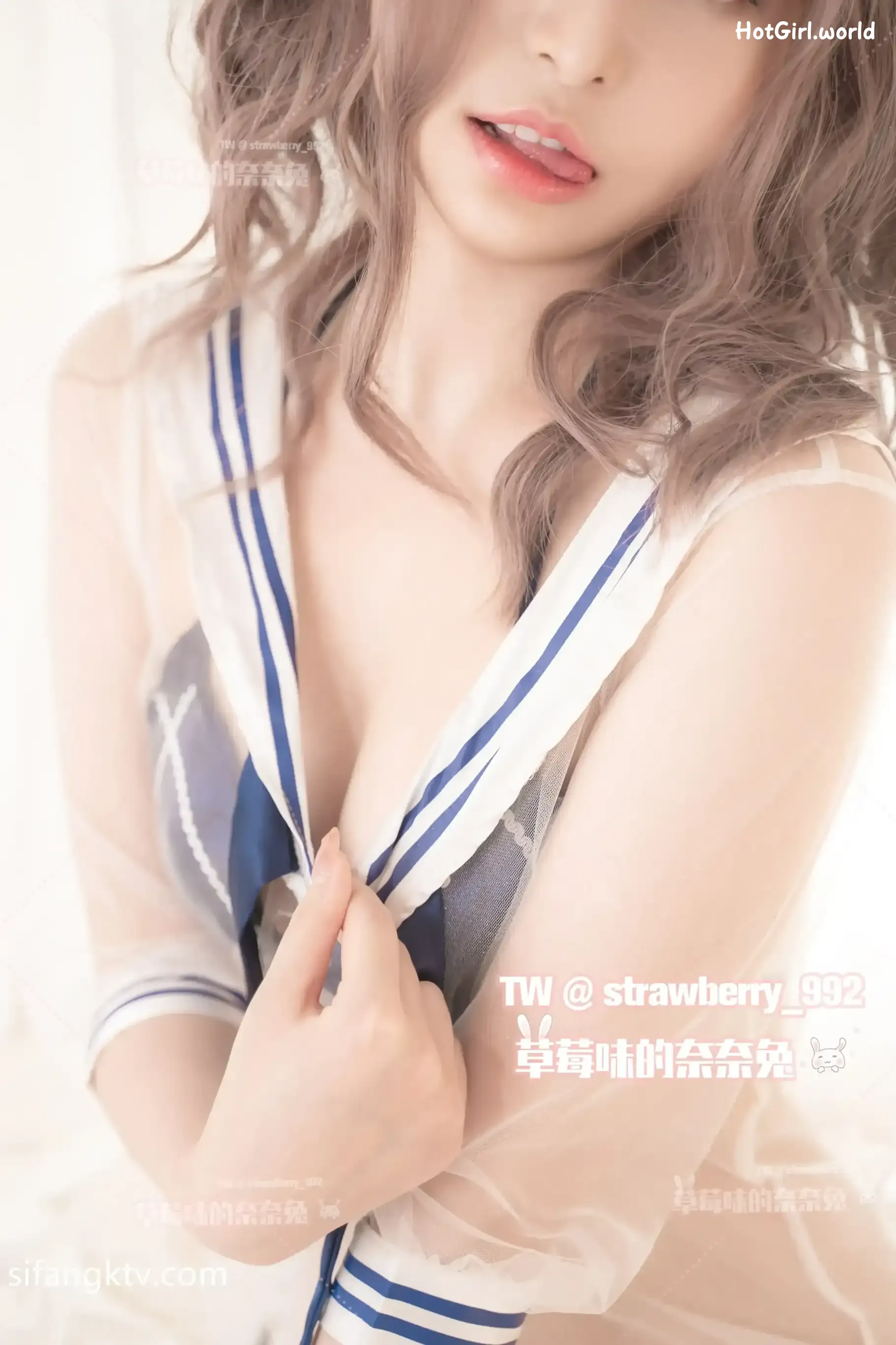 Coser-草莓味奈奈兔-付费福利私拍合集 第117张图