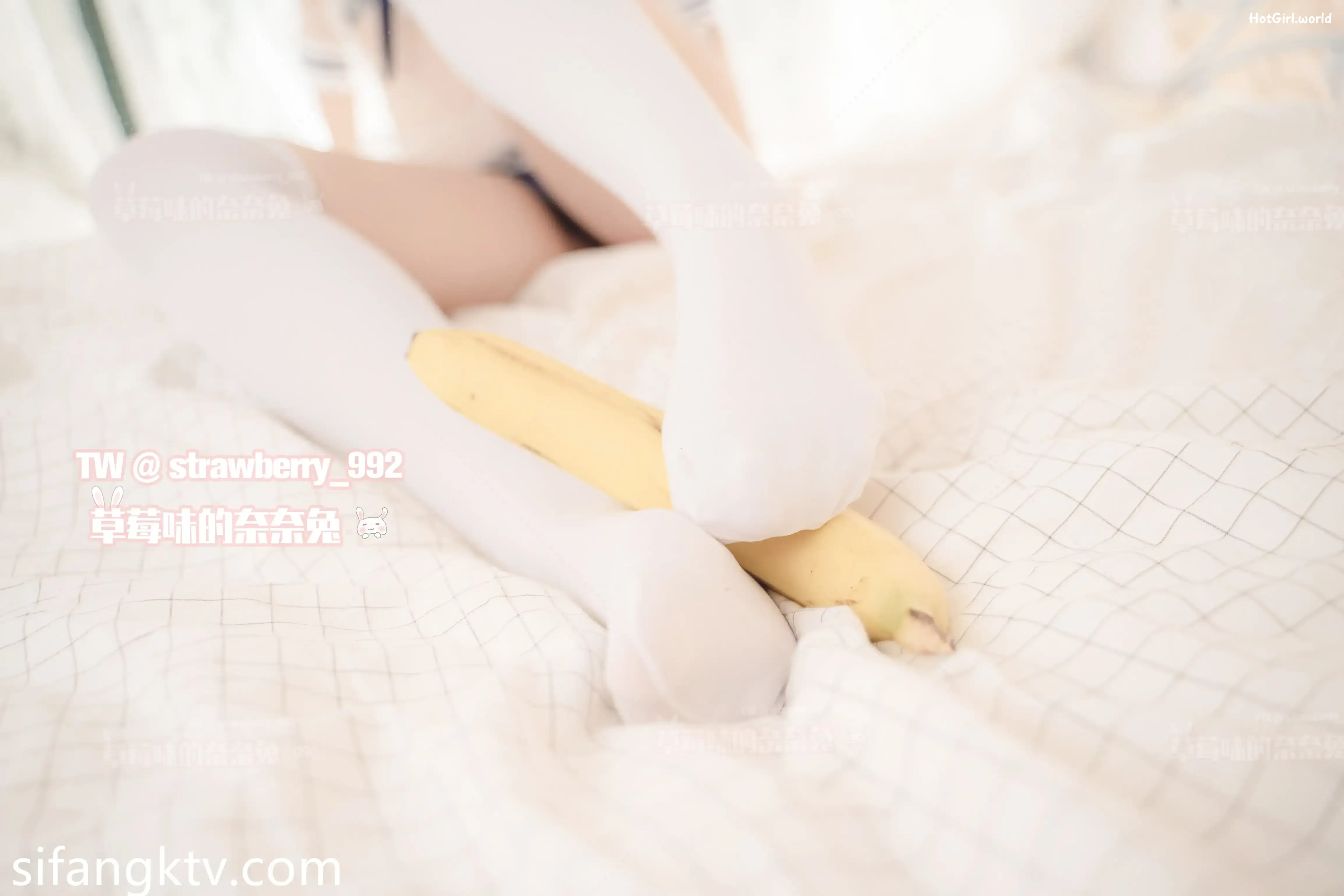 Coser-草莓味奈奈兔-付费福利私拍合集 第131张图