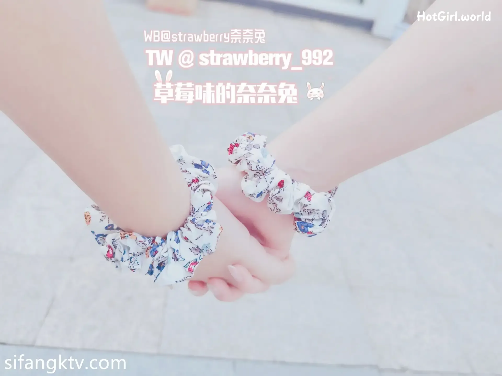 Coser-草莓味奈奈兔-付费福利私拍合集 第175张图