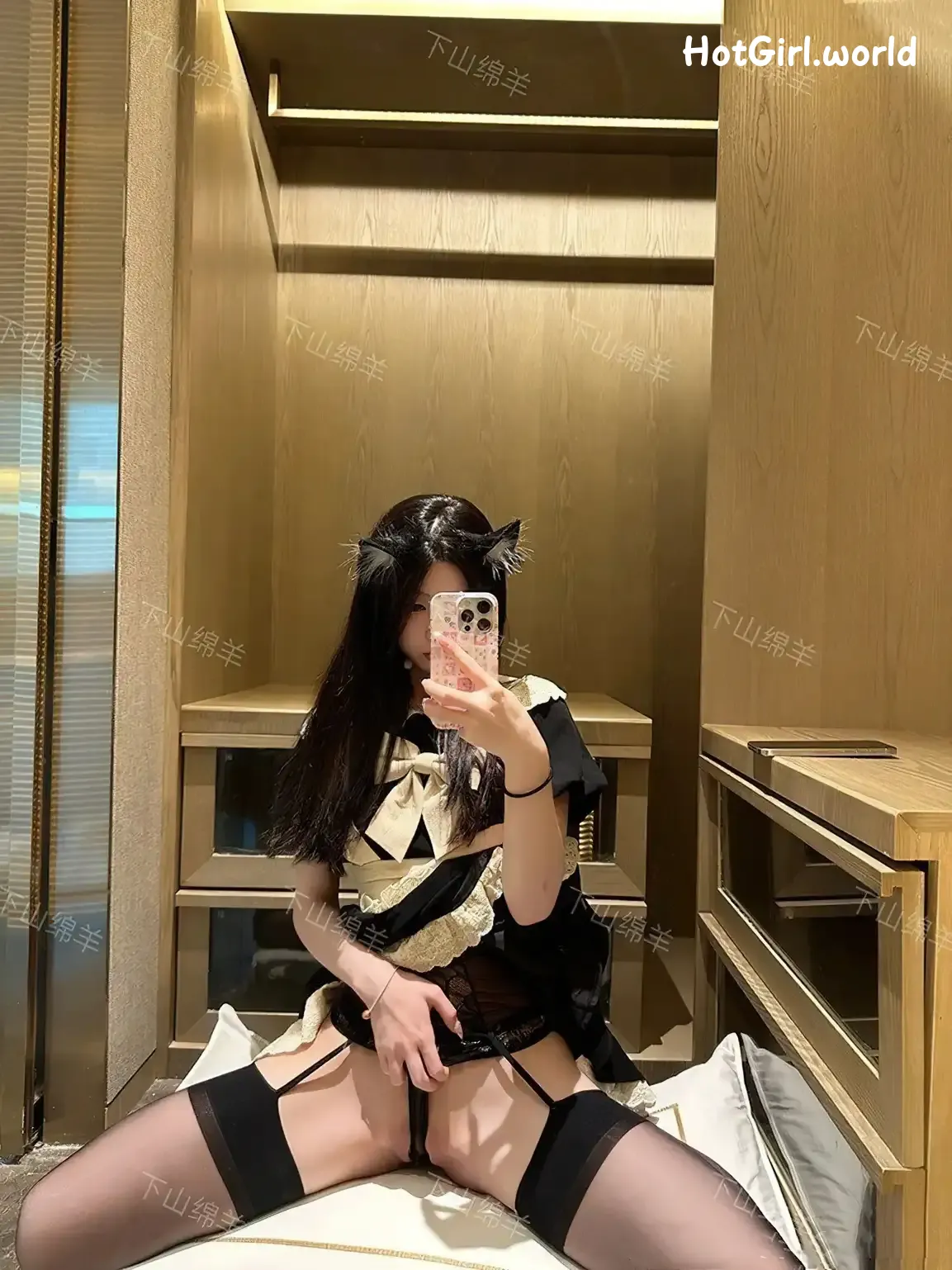 Coser-下山绵羊-退网的X福利姬-白嫩的萝莉 第178张图