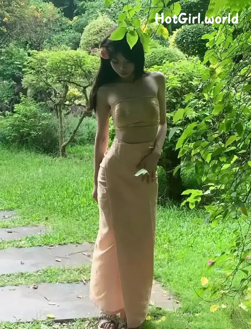 Coser-下山绵羊-退网的X福利姬-白嫩的萝莉 第201张图