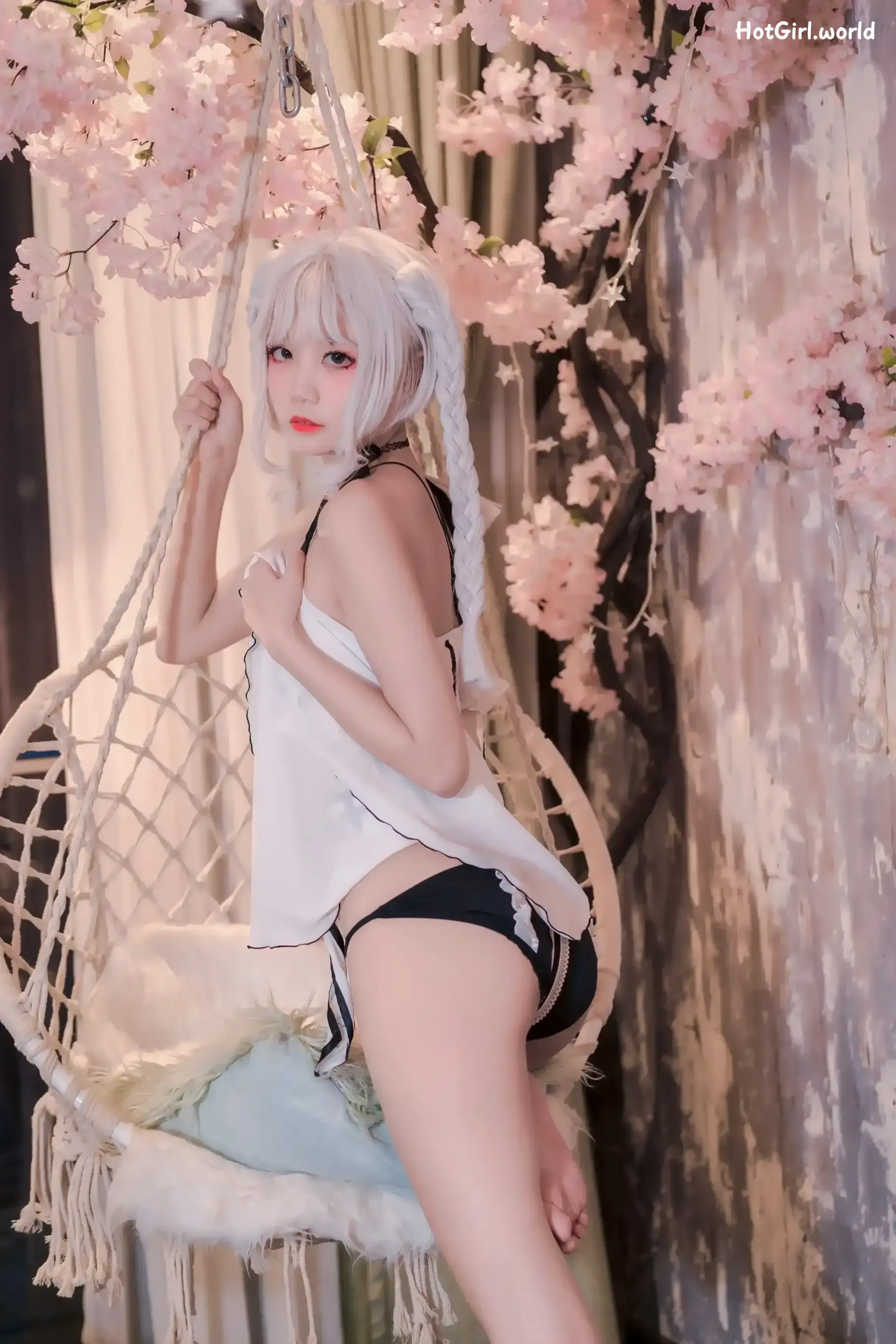 Coser-五更百鬼-圣女-吊带黑丝 第17张图