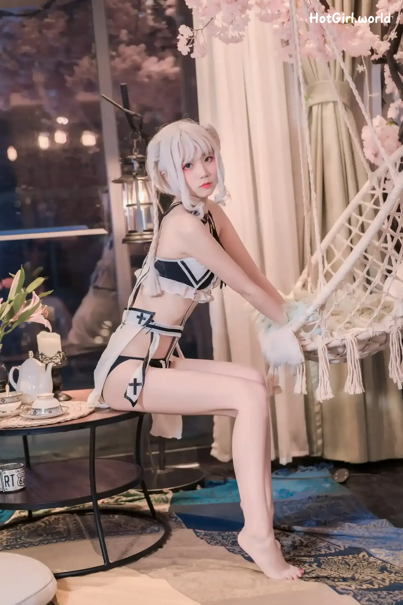 Coser-五更百鬼-圣女-吊带黑丝 第18张图