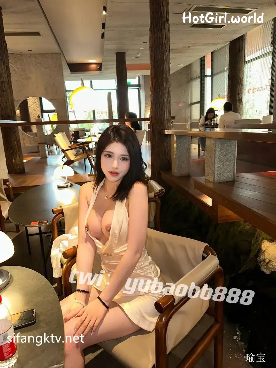 瑜宝-9月最新露出挑战-外人眼中的女神私下就是一只小母狗 第408张图 瑜宝-9月最新露出挑战-外人眼中的女神私下就是一只小母狗 第408张图