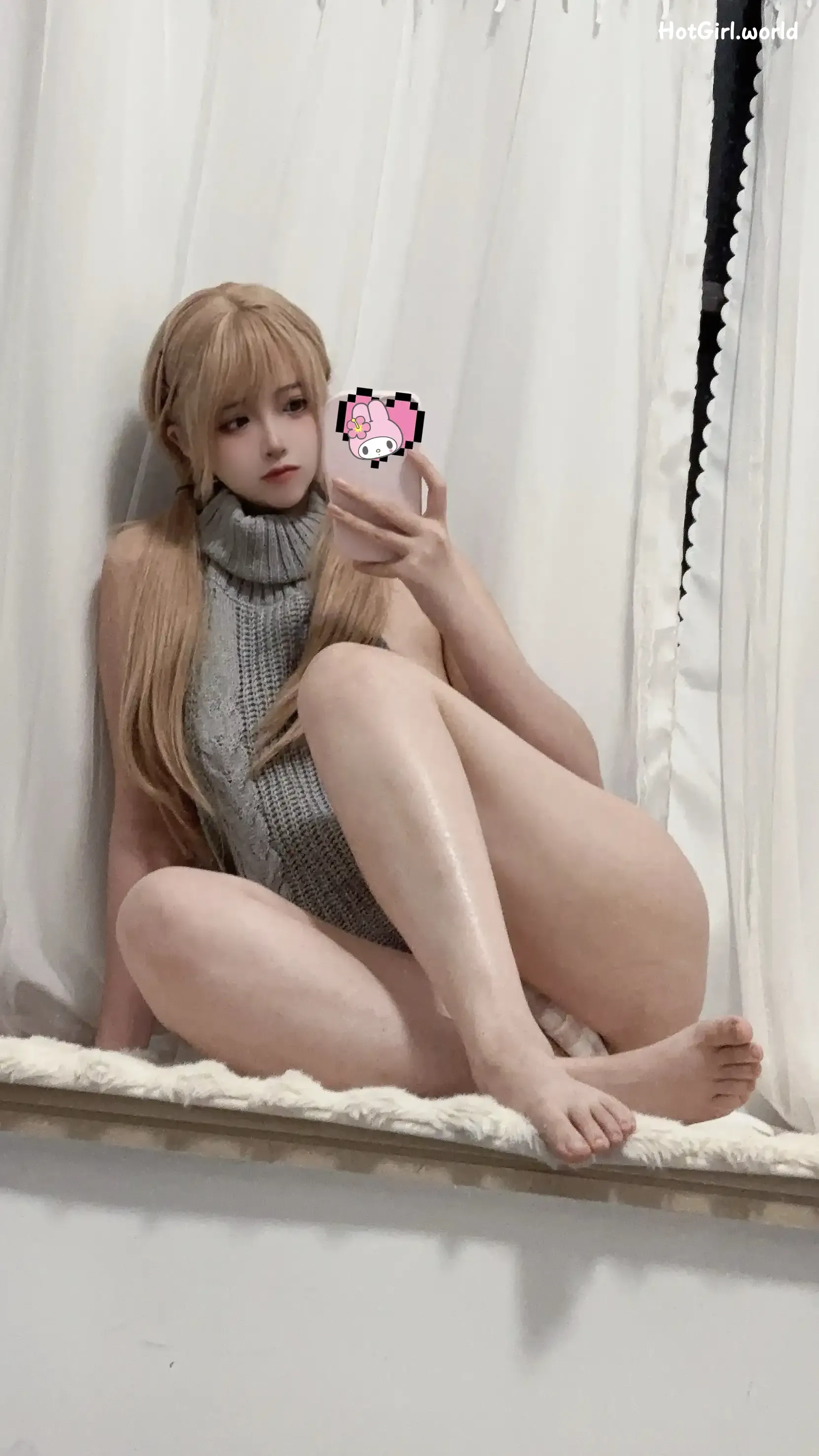 Coser-疯猫ss-露背毛衣 第11张图