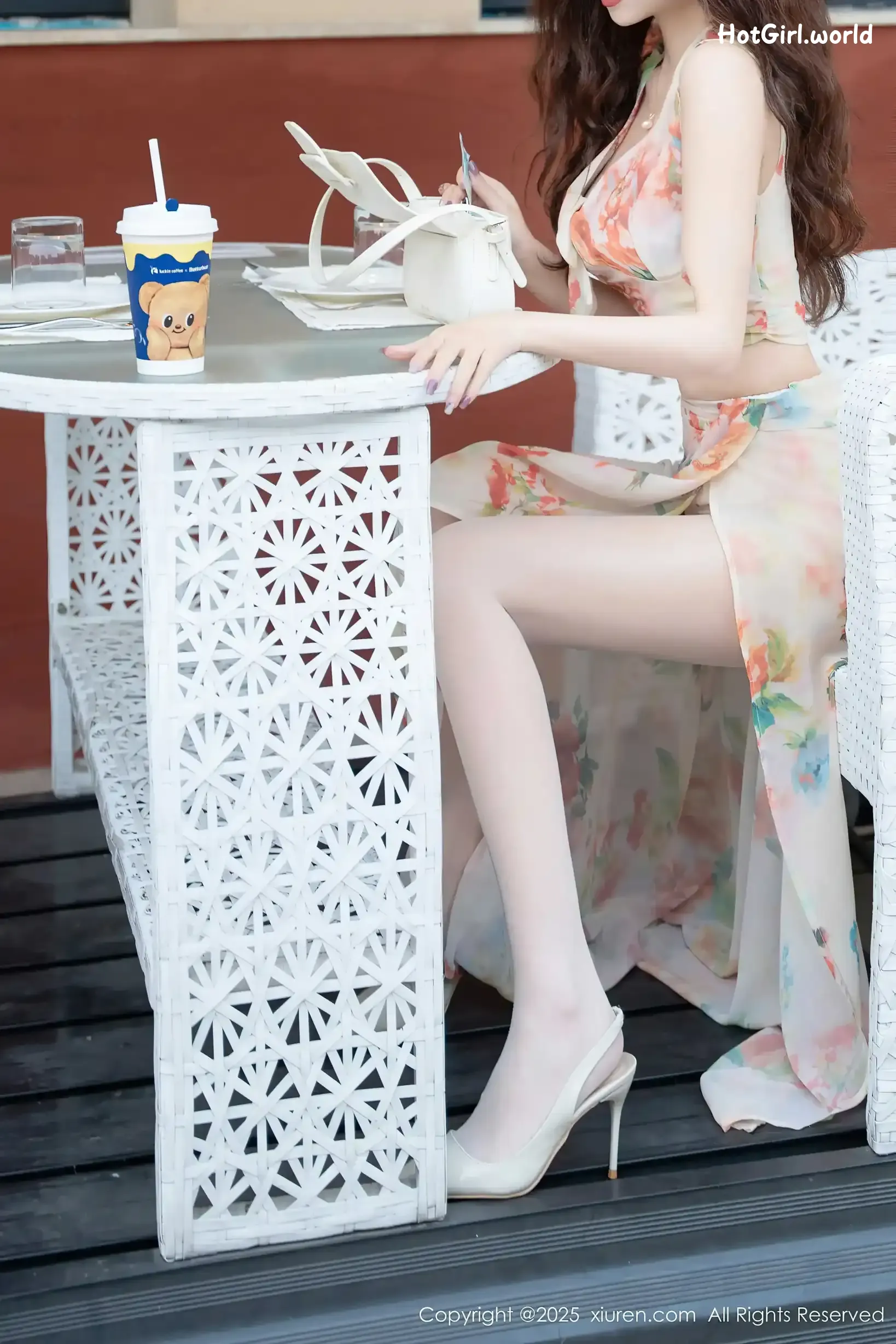 XiuRen-秀人网-No.9792-拍黄瓜-girl-Pai Huang Gua 第26张图