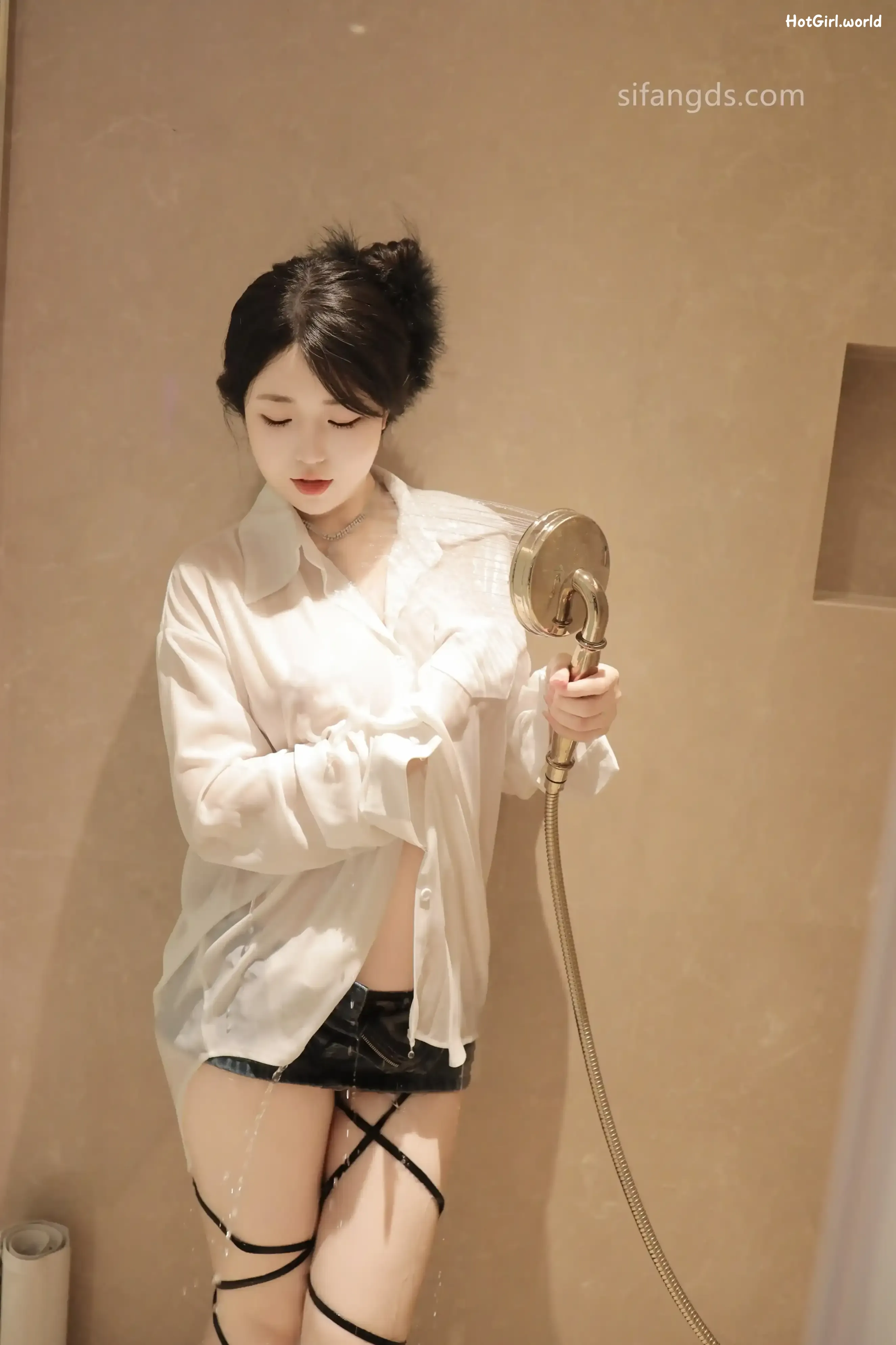 XR Uncensored-Chen Xiao hua-陈小花-R18-秀人网模特-浴室中的激情 第27张图