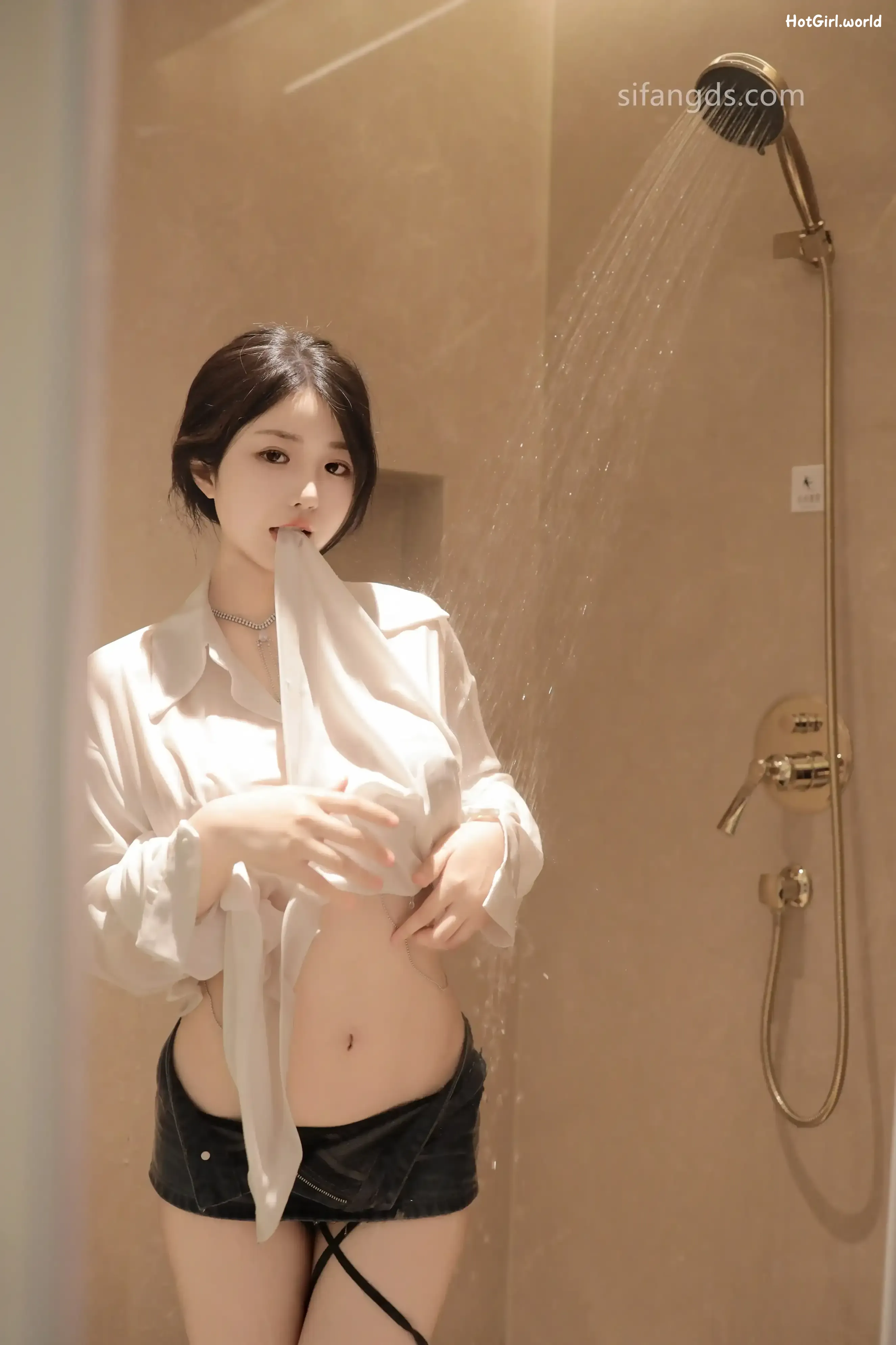 XR Uncensored-Chen Xiao hua-陈小花-R18-秀人网模特-浴室中的激情 第38张图