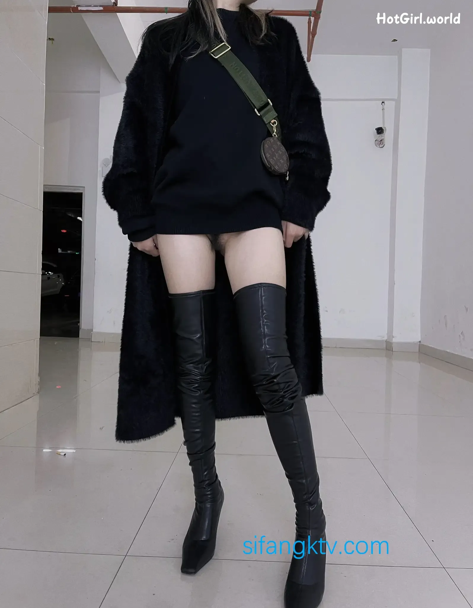 美杜莎Serena-性感網紅妹-大尺度私拍-長舌深喉口爆+浴室後入 第6张图