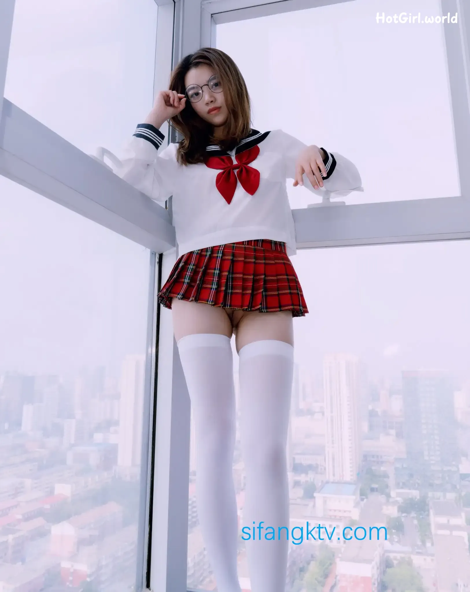 美杜莎Serena-性感網紅妹-大尺度私拍-長舌深喉口爆+浴室後入 第28张图