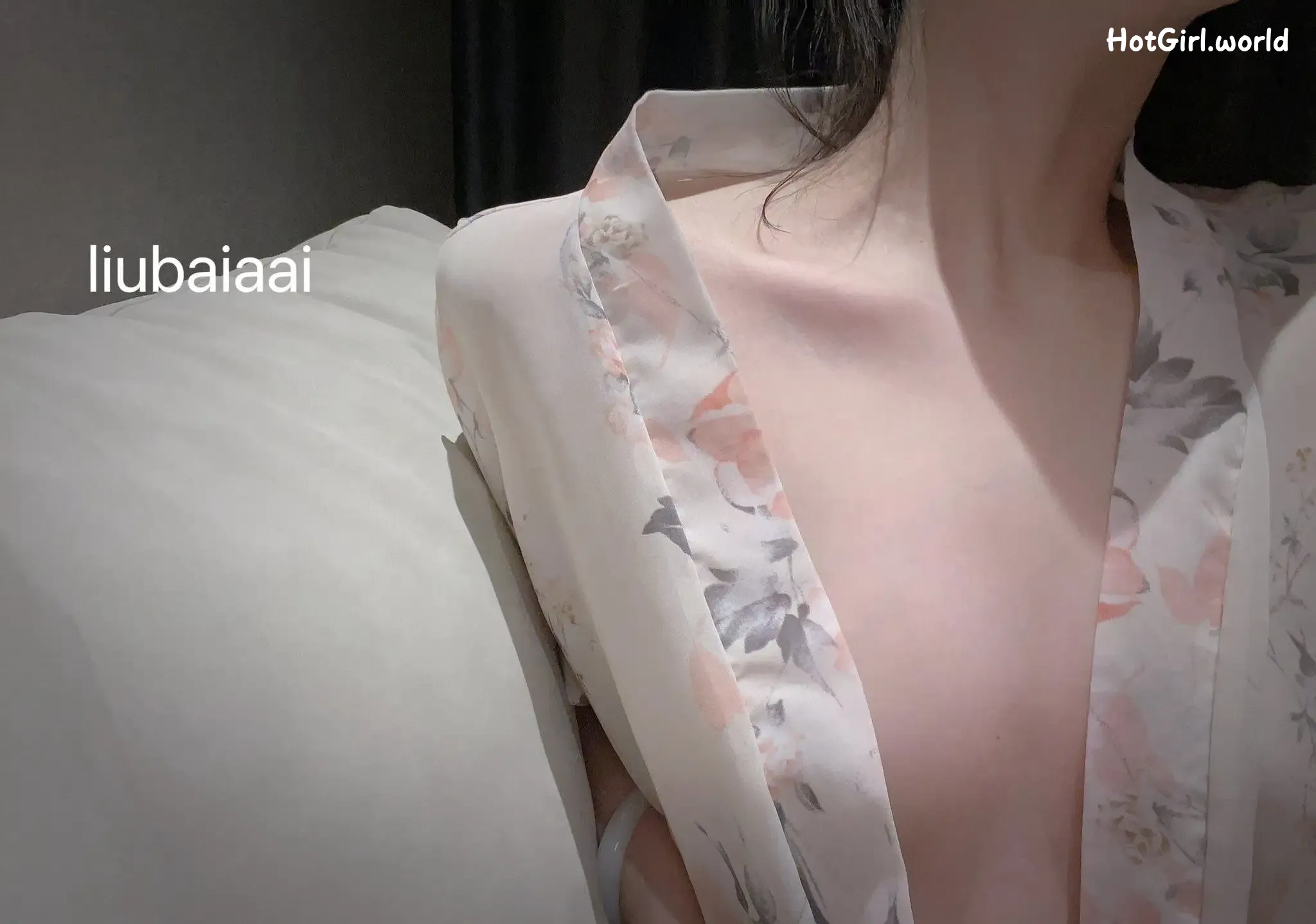 liubaiaai-極品女神美穴超粉爽爆啪啪啪 第7张图
