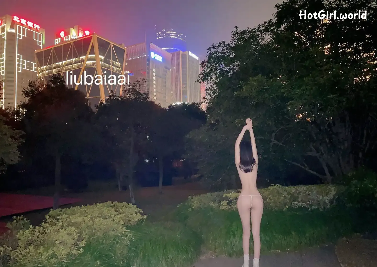 liubaiaai-極品女神美穴超粉爽爆啪啪啪 第11张图