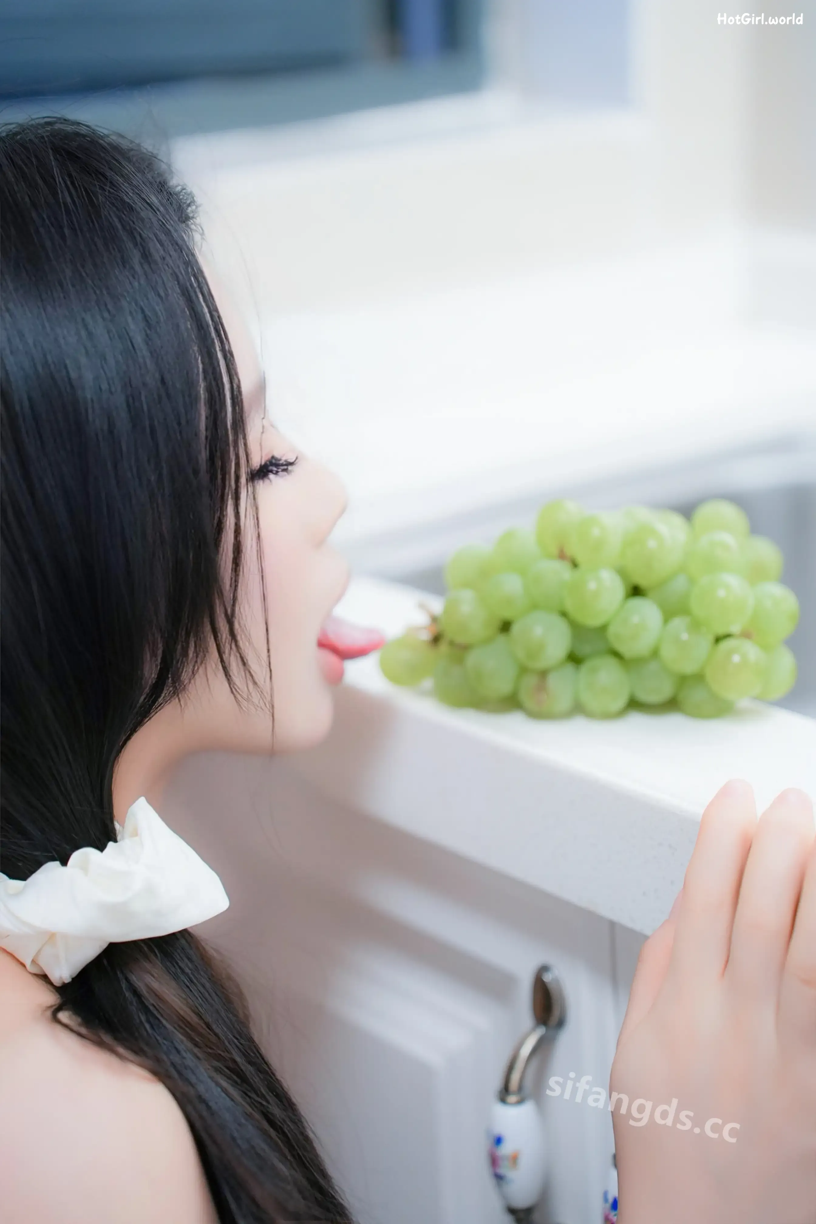 XR Uncensored-于诺诺-R18-秀人网模特-白丝厨娘-极致诱惑 第34张图