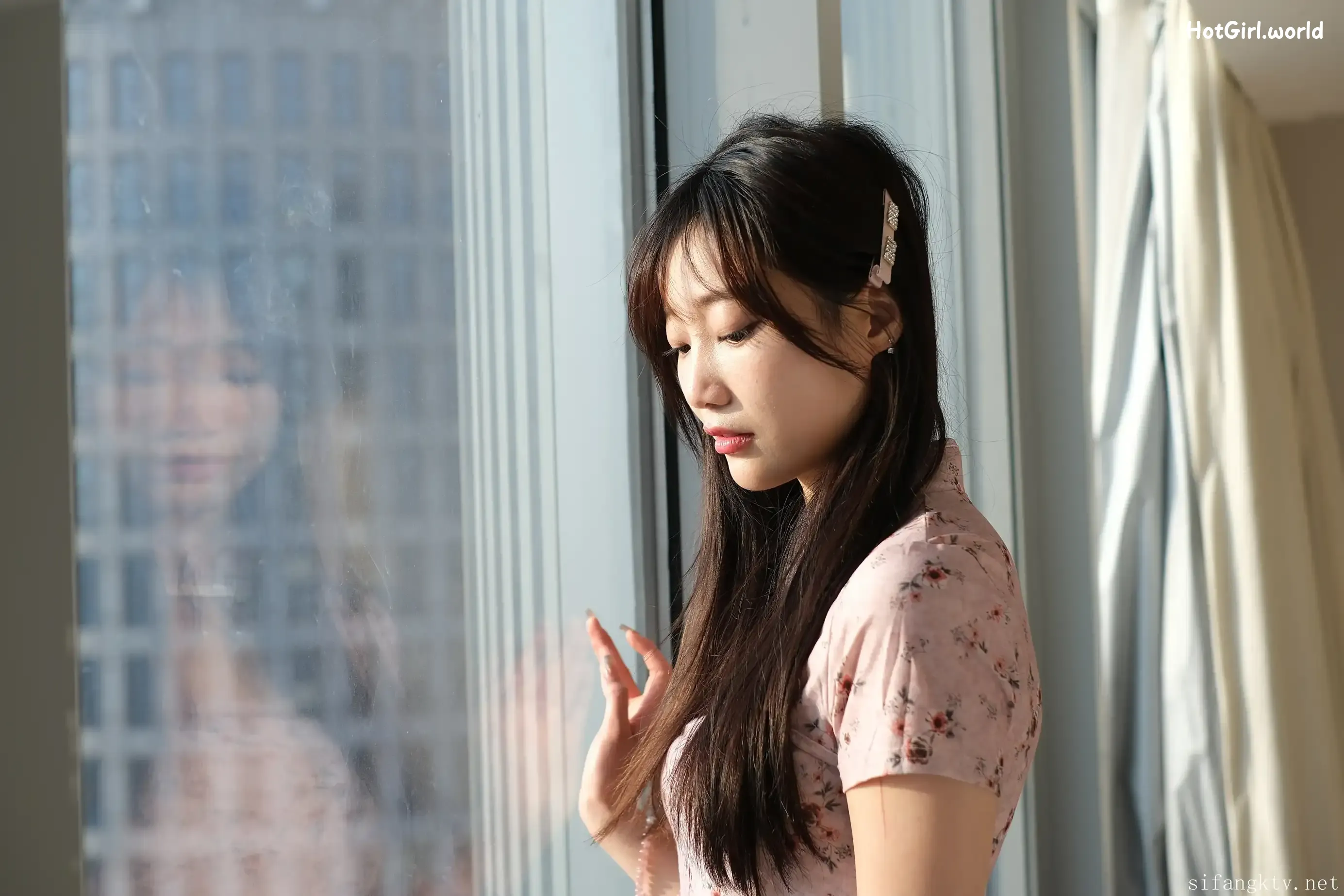 希威社-Photography-小初-福利私拍-暮光 第15张图