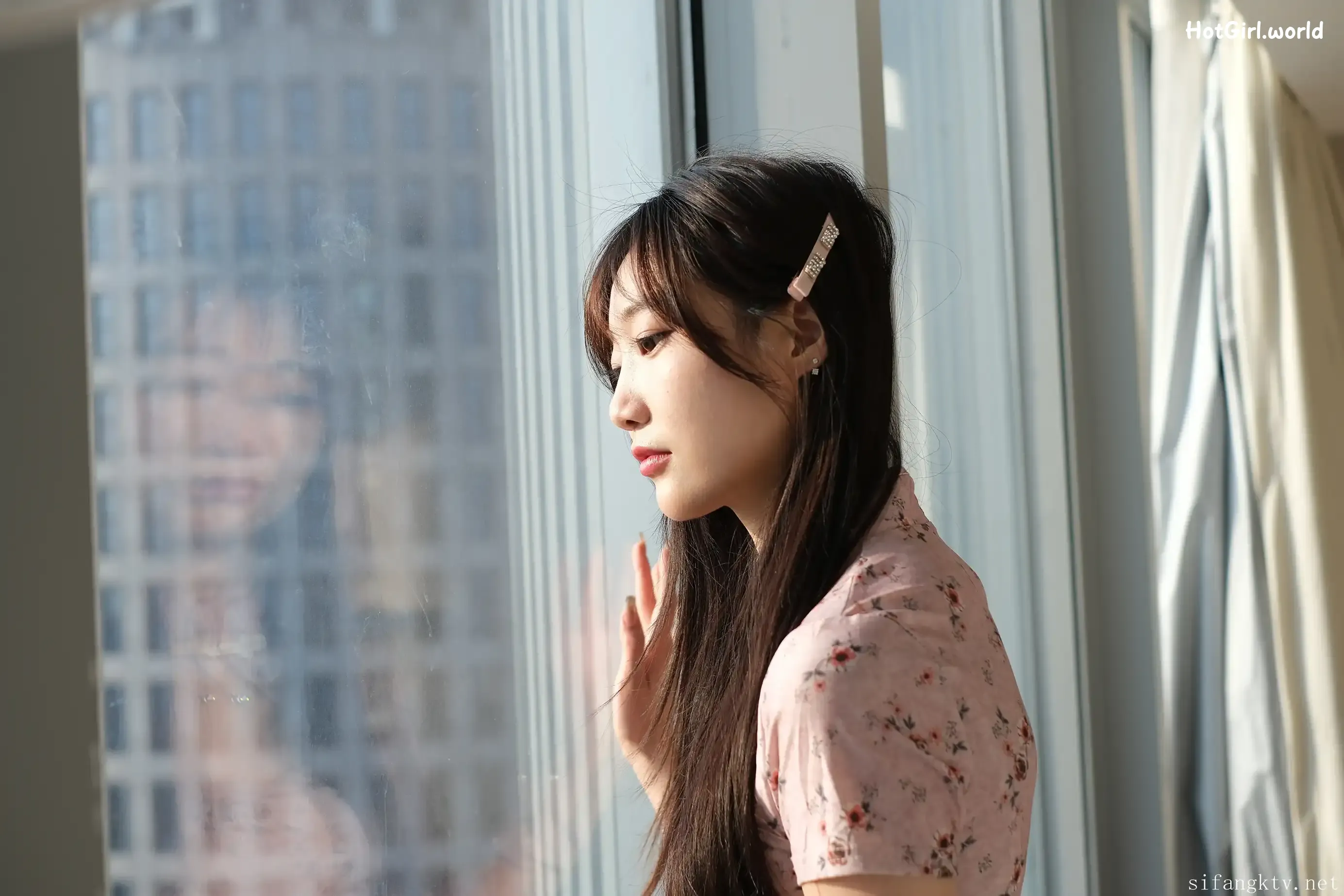 希威社-Photography-小初-福利私拍-暮光 第17张图