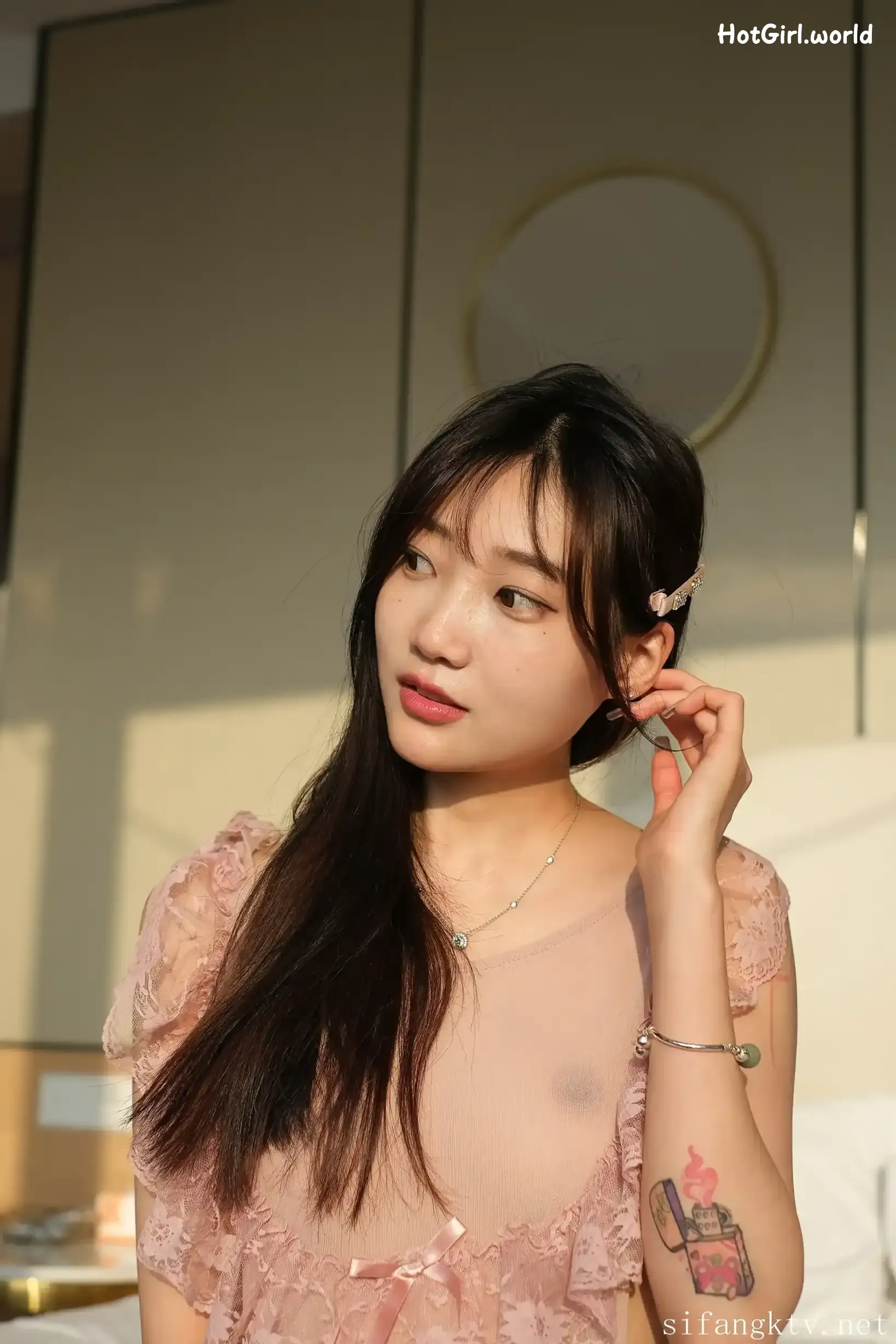 希威社-Photography-小初-福利私拍-暮光 第53张图