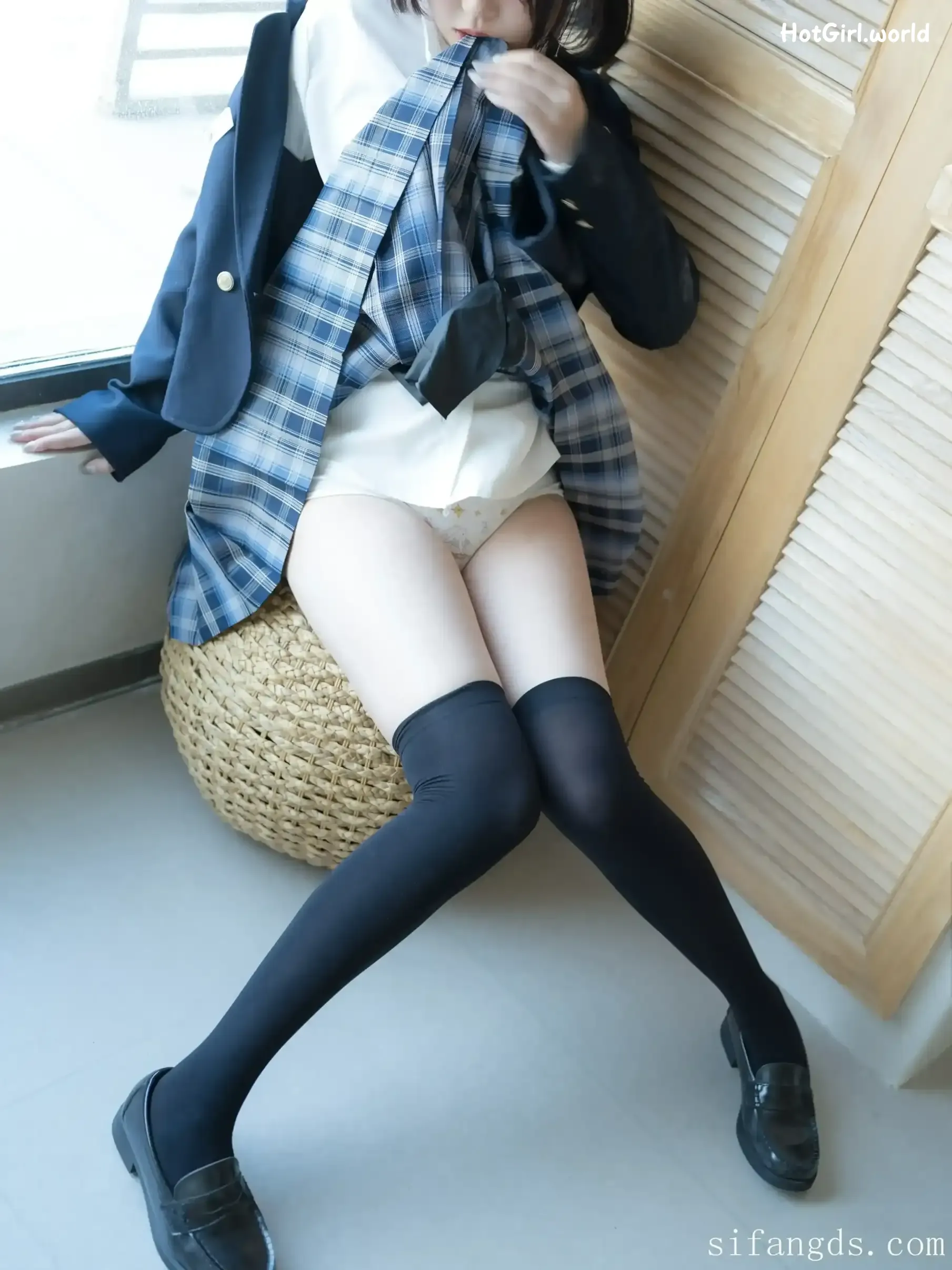 森萝财团写真-小安-R18-内部定制-JK制服浴缸 第32张图