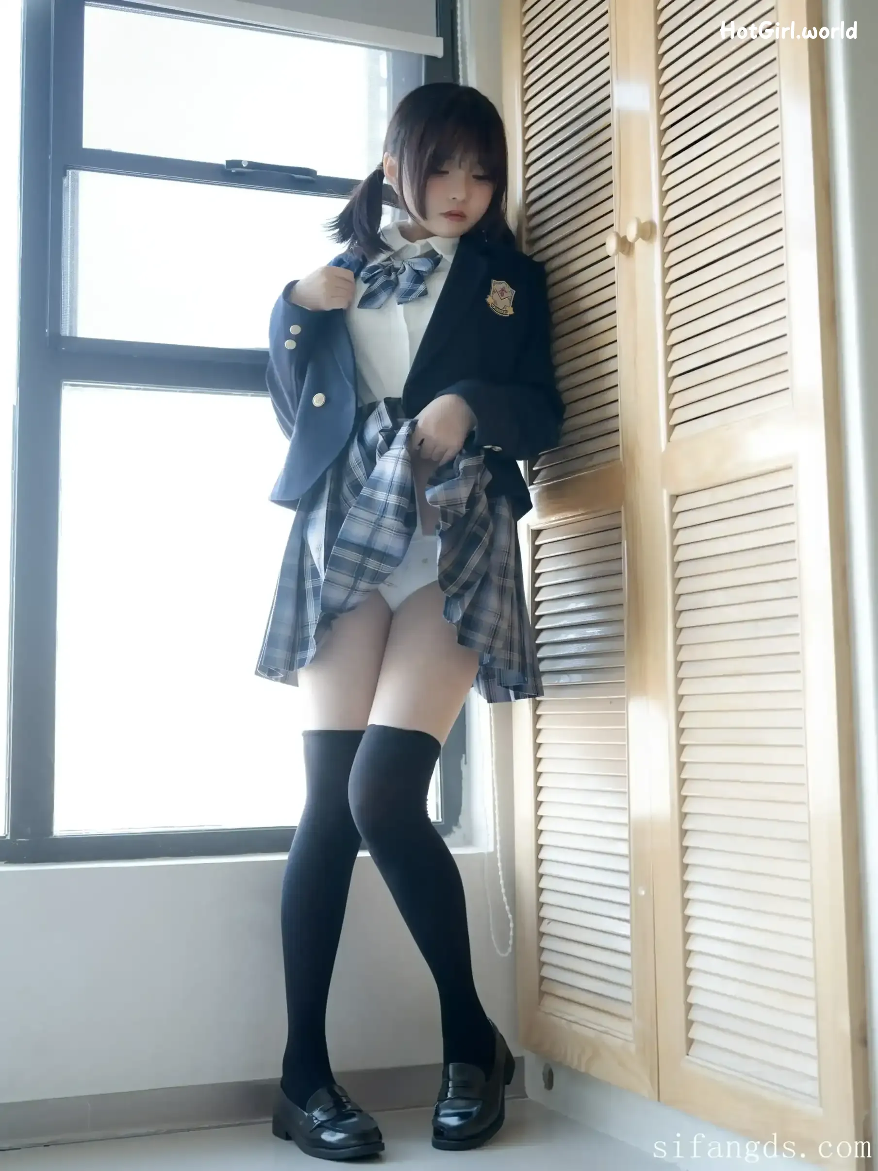 森萝财团写真-小安-R18-内部定制-JK制服浴缸 第94张图