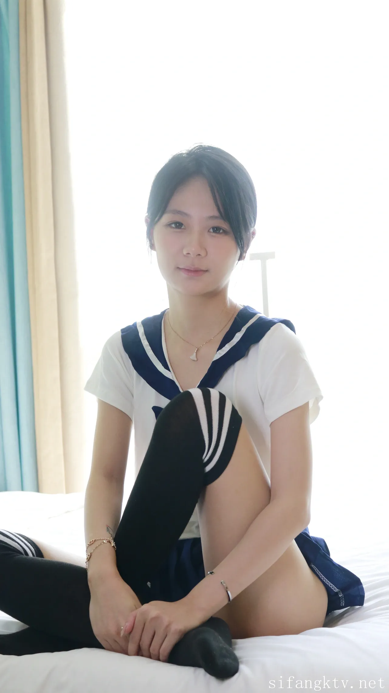 XR Uncensored-谢小蒽-R18-秀人网模特-窗边的私语 第130张图 XR Uncensored-谢小蒽-R18-秀人网模特-窗边的私语 第130张图