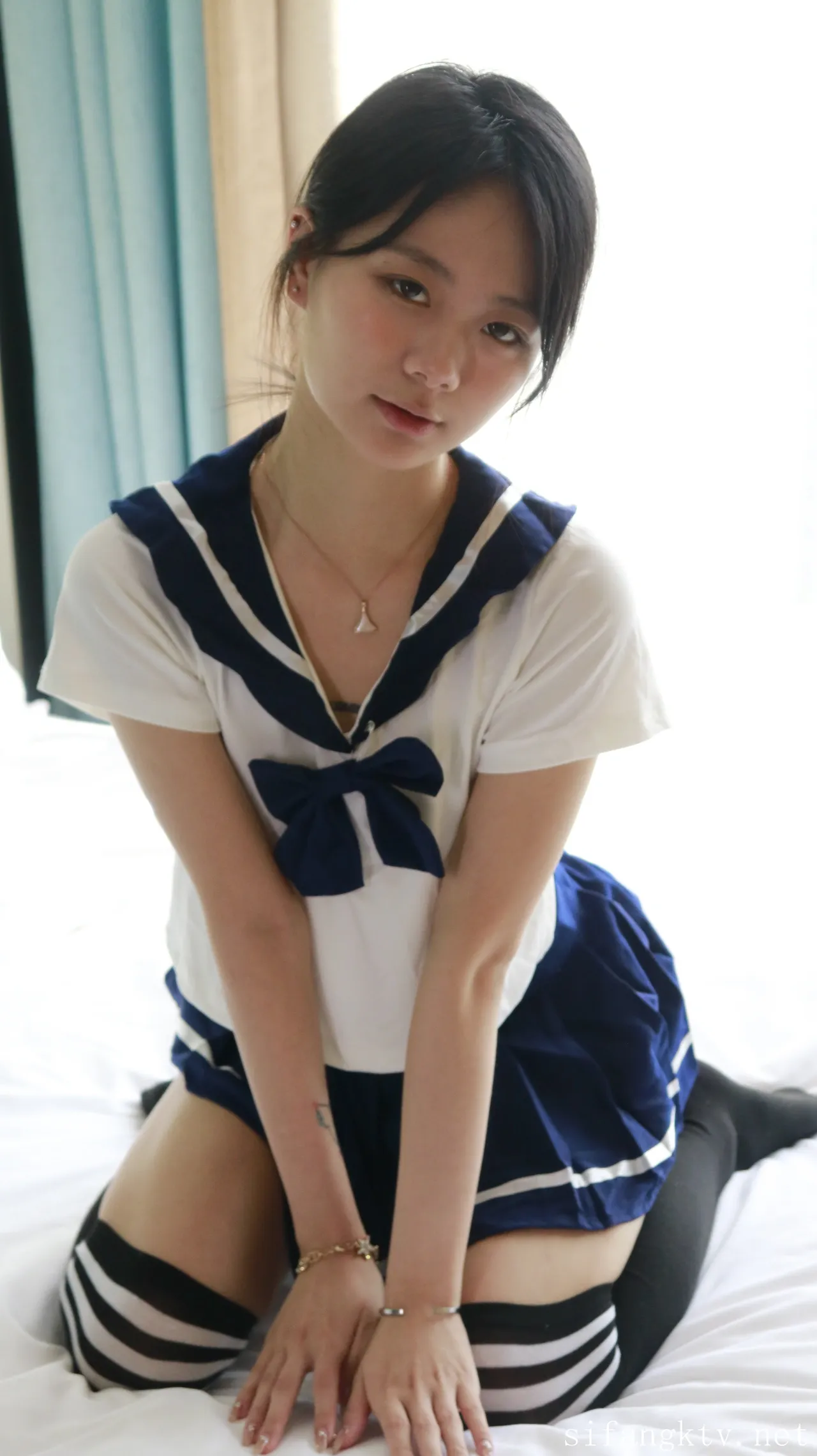 XR Uncensored-谢小蒽-R18-秀人网模特-窗边的私语 第157张图 XR Uncensored-谢小蒽-R18-秀人网模特-窗边的私语 第157张图