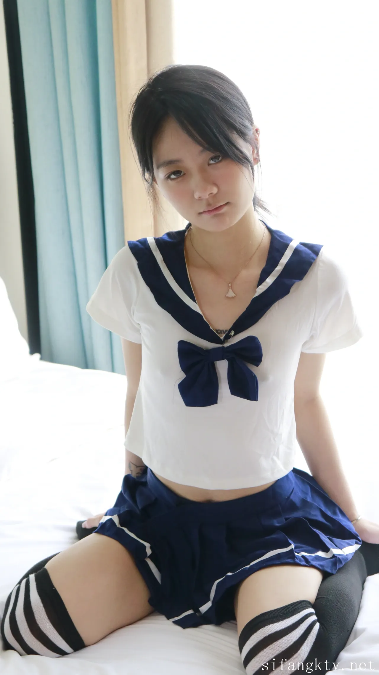 XR Uncensored-谢小蒽-R18-秀人网模特-窗边的私语 第161张图 XR Uncensored-谢小蒽-R18-秀人网模特-窗边的私语 第161张图