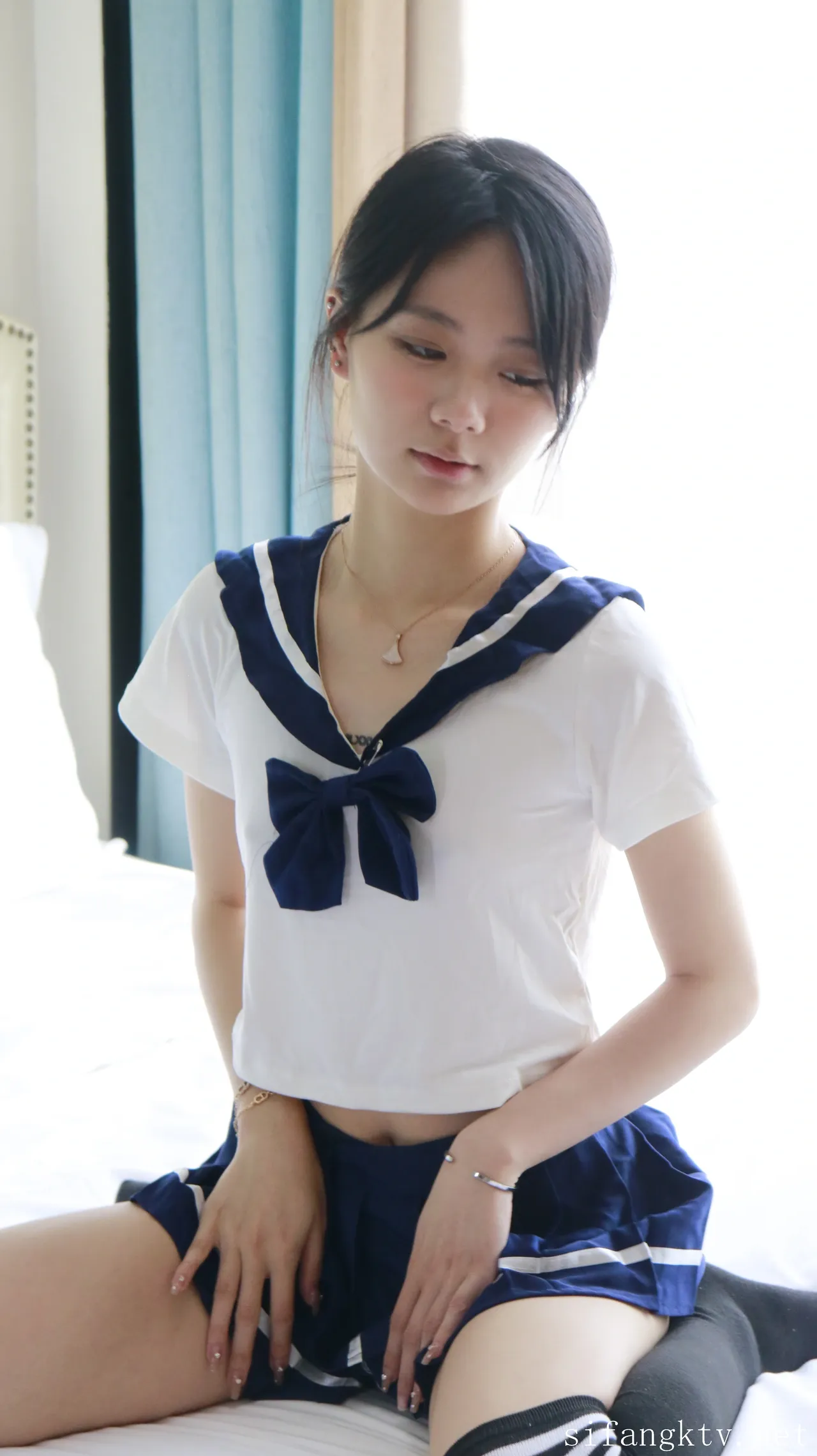 XR Uncensored-谢小蒽-R18-秀人网模特-窗边的私语 第167张图 XR Uncensored-谢小蒽-R18-秀人网模特-窗边的私语 第167张图