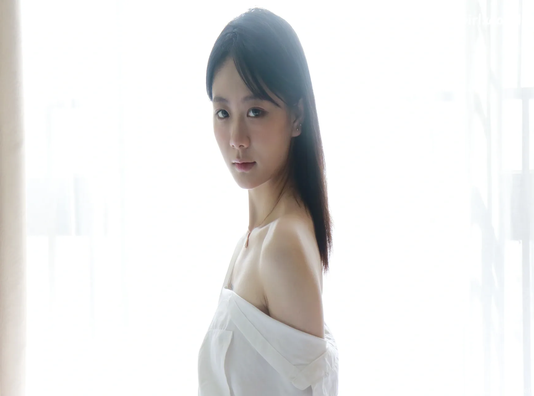 XR Uncensored-谢小蒽-R18-秀人网模特-窗边的私语 第296张图 XR Uncensored-谢小蒽-R18-秀人网模特-窗边的私语 第296张图