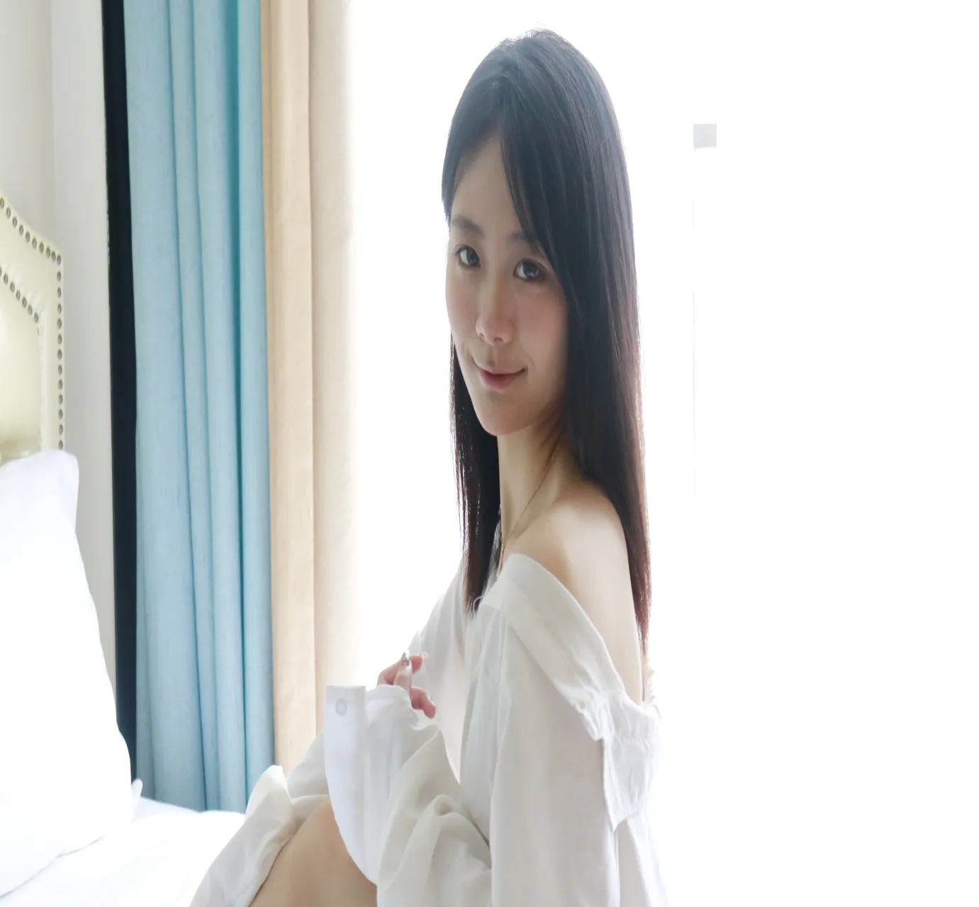 XR Uncensored-谢小蒽-R18-秀人网模特-窗边的私语 第307张图 XR Uncensored-谢小蒽-R18-秀人网模特-窗边的私语 第307张图