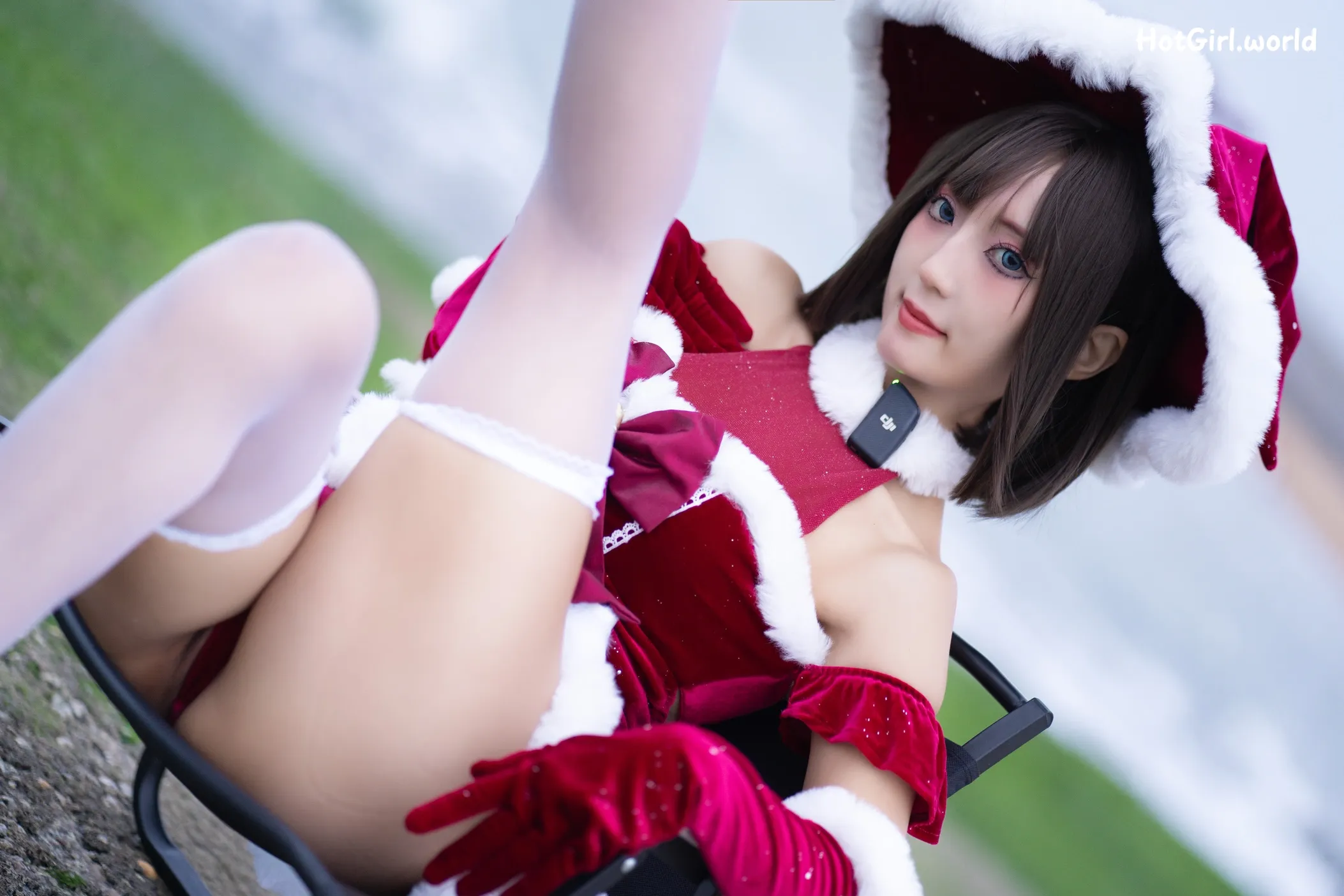 Coser-职业奶妈三水子-圣诞小裙子 第19张图