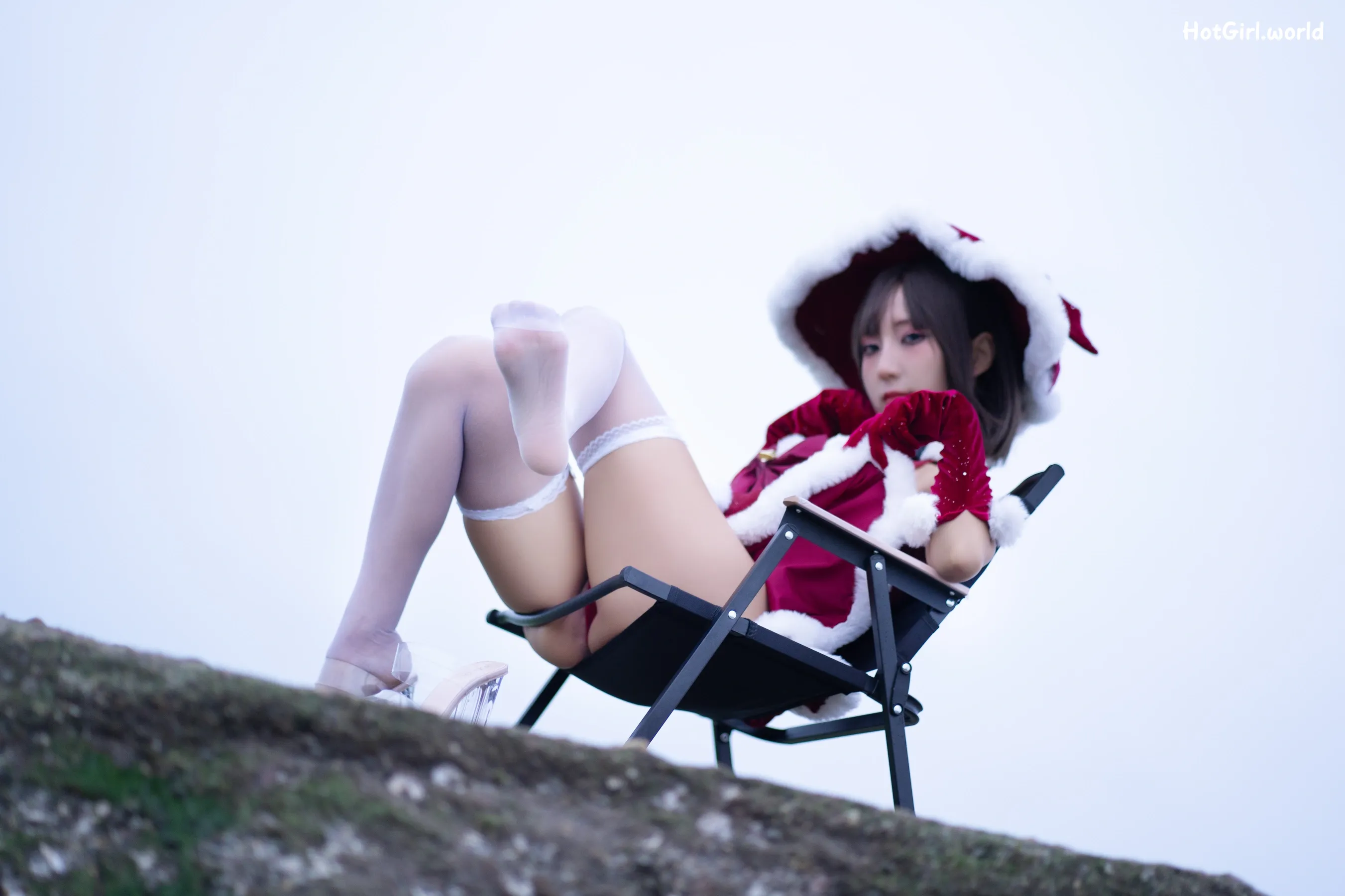 Coser-职业奶妈三水子-圣诞小裙子 第20张图