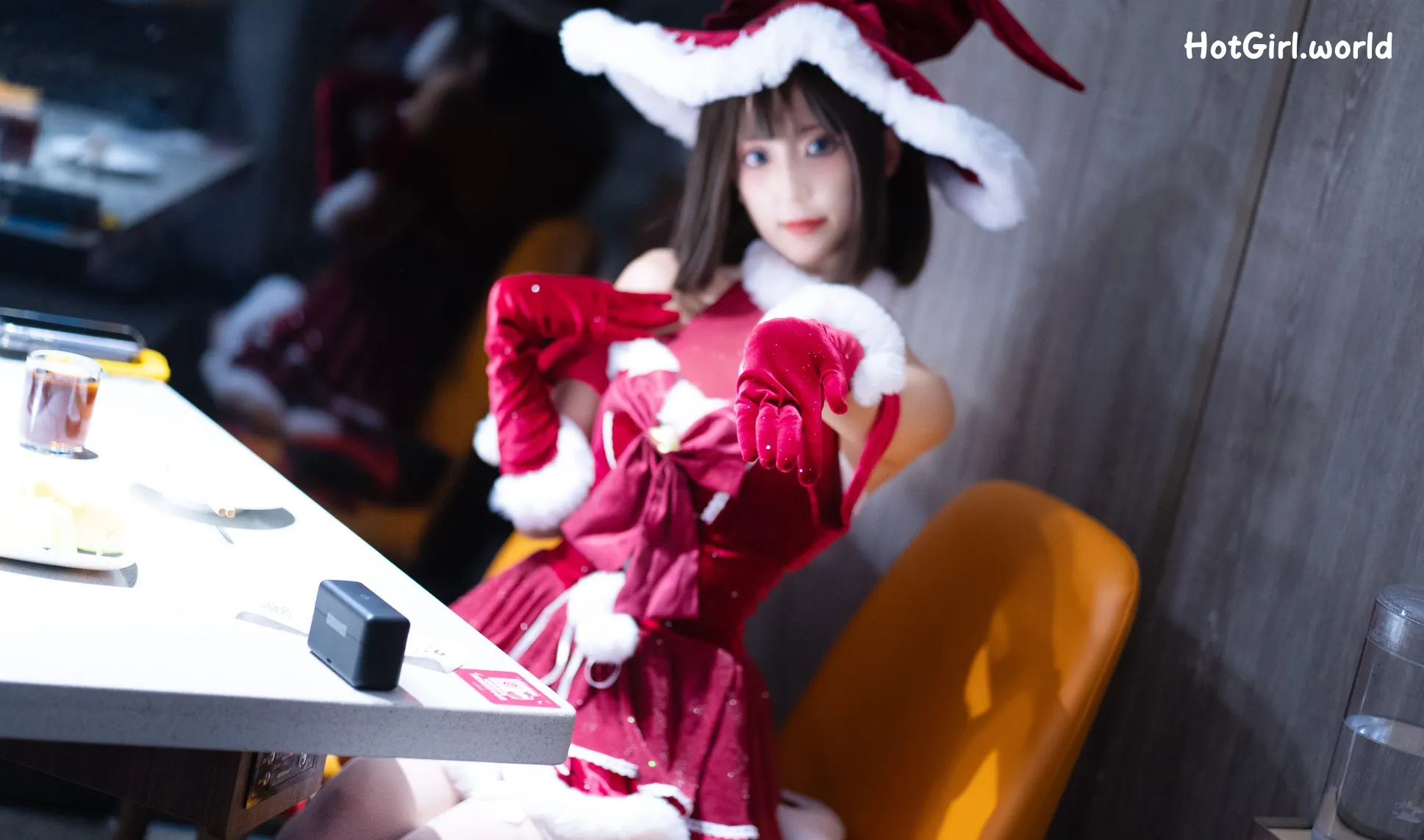 Coser-职业奶妈三水子-圣诞小裙子 第53张图