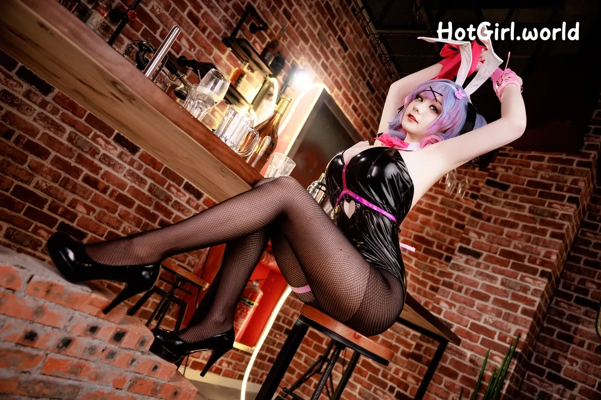 Coser-阿雪雪-初音兔子洞 第4张图