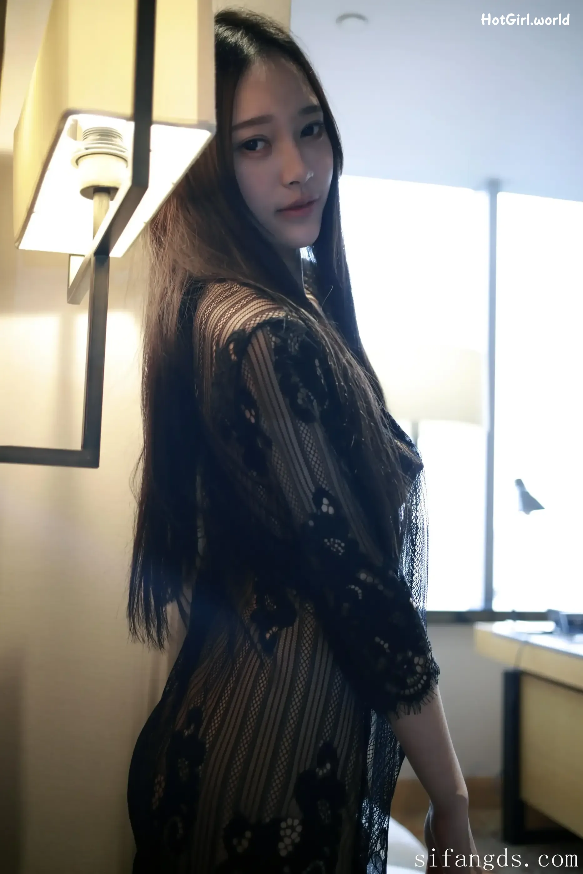 XR Uncensored-Tang Qi Er-唐琪儿-R18-秀人网模特-难掩的春色 第35张图