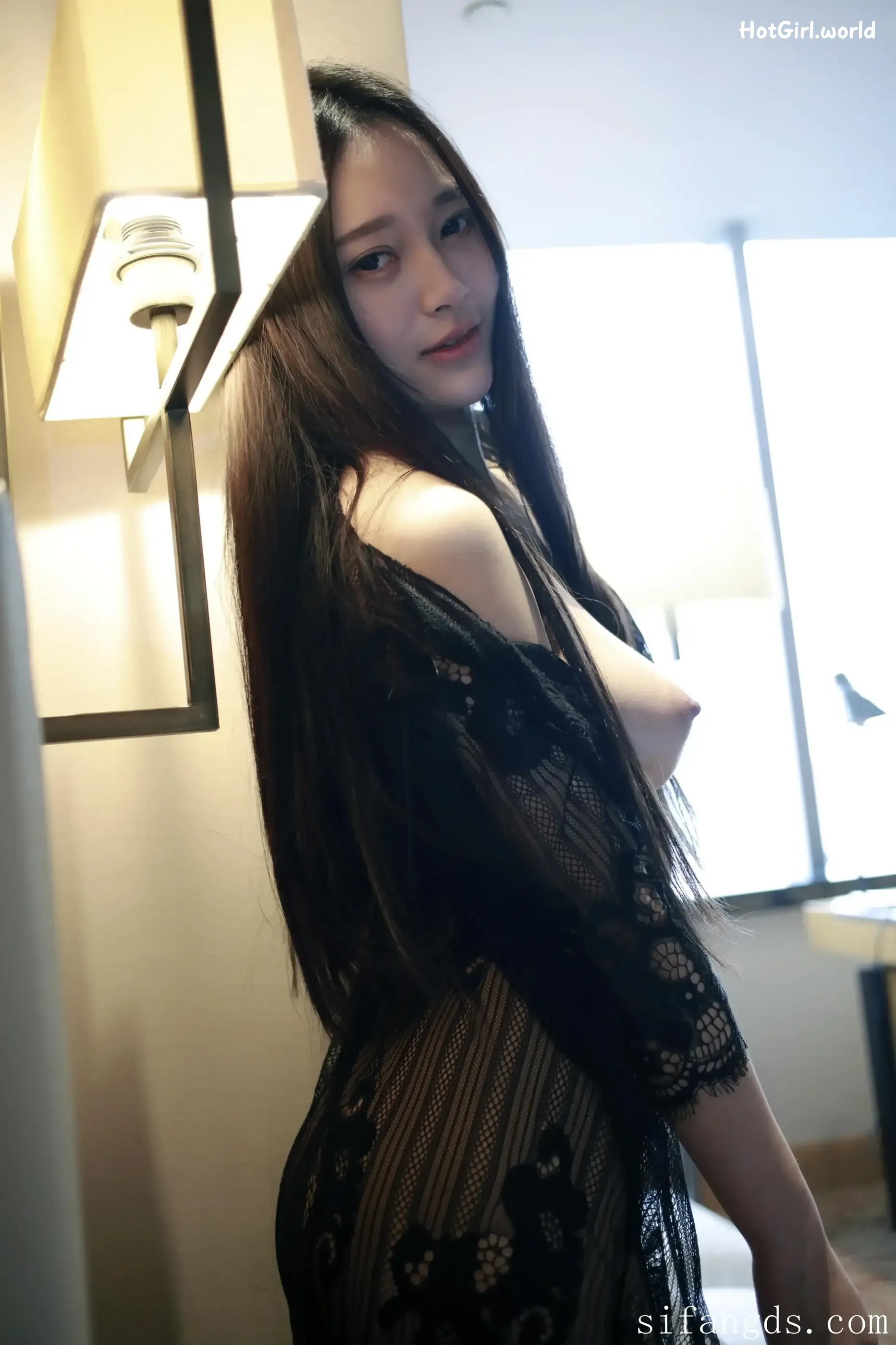 XR Uncensored-Tang Qi Er-唐琪儿-R18-秀人网模特-难掩的春色 第44张图