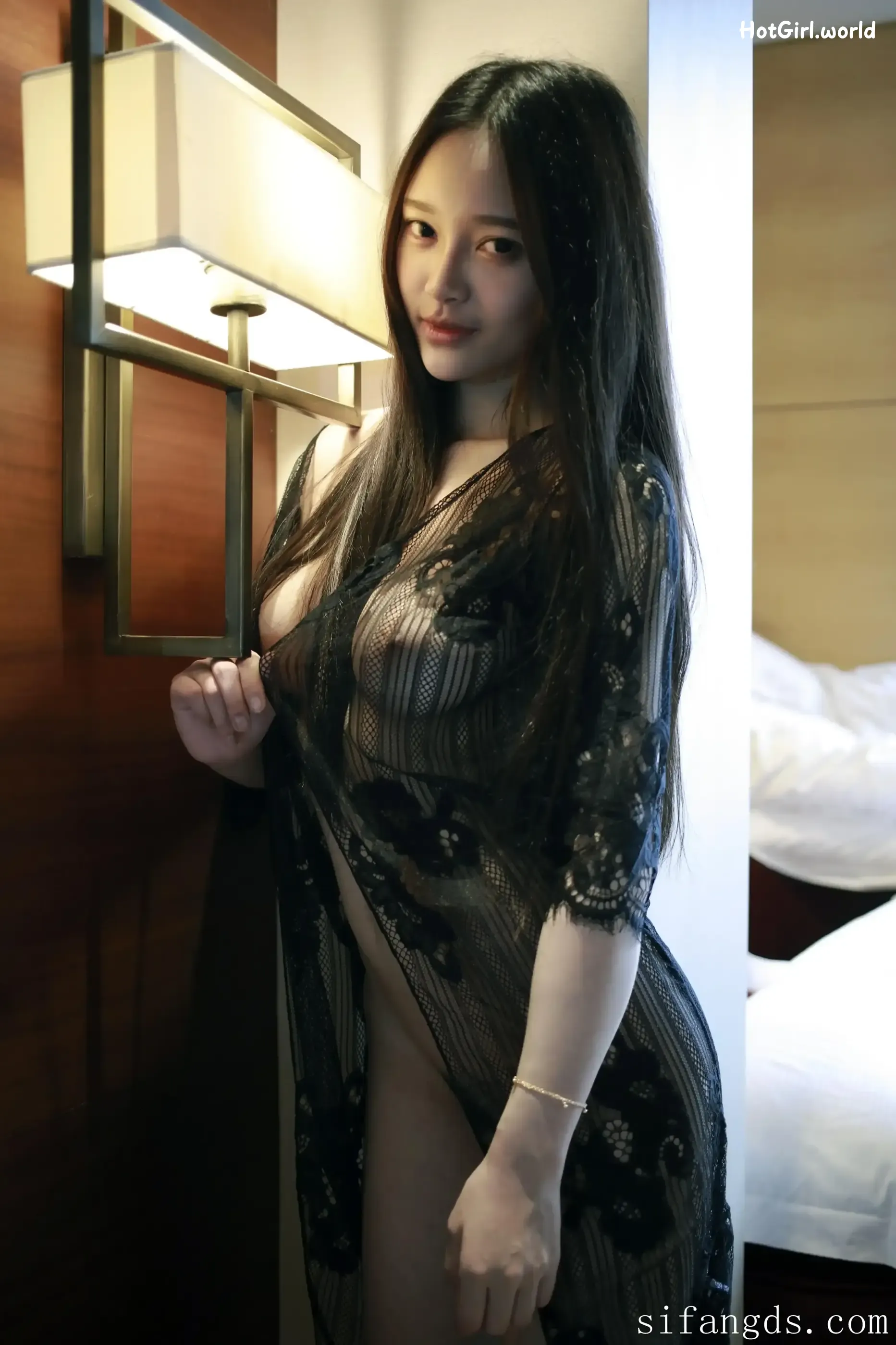 XR Uncensored-Tang Qi Er-唐琪儿-R18-秀人网模特-难掩的春色 第139张图