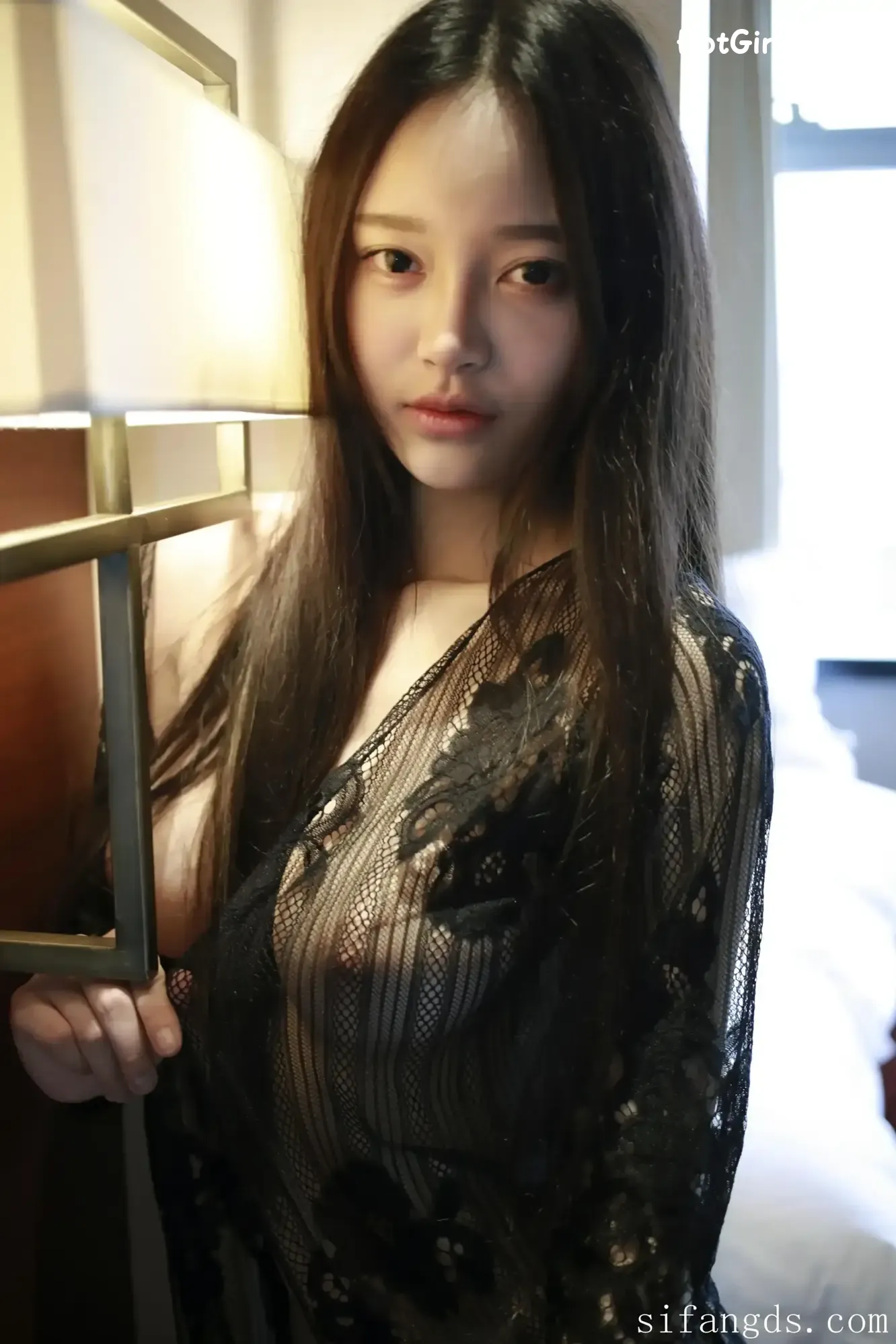 XR Uncensored-Tang Qi Er-唐琪儿-R18-秀人网模特-难掩的春色 第146张图