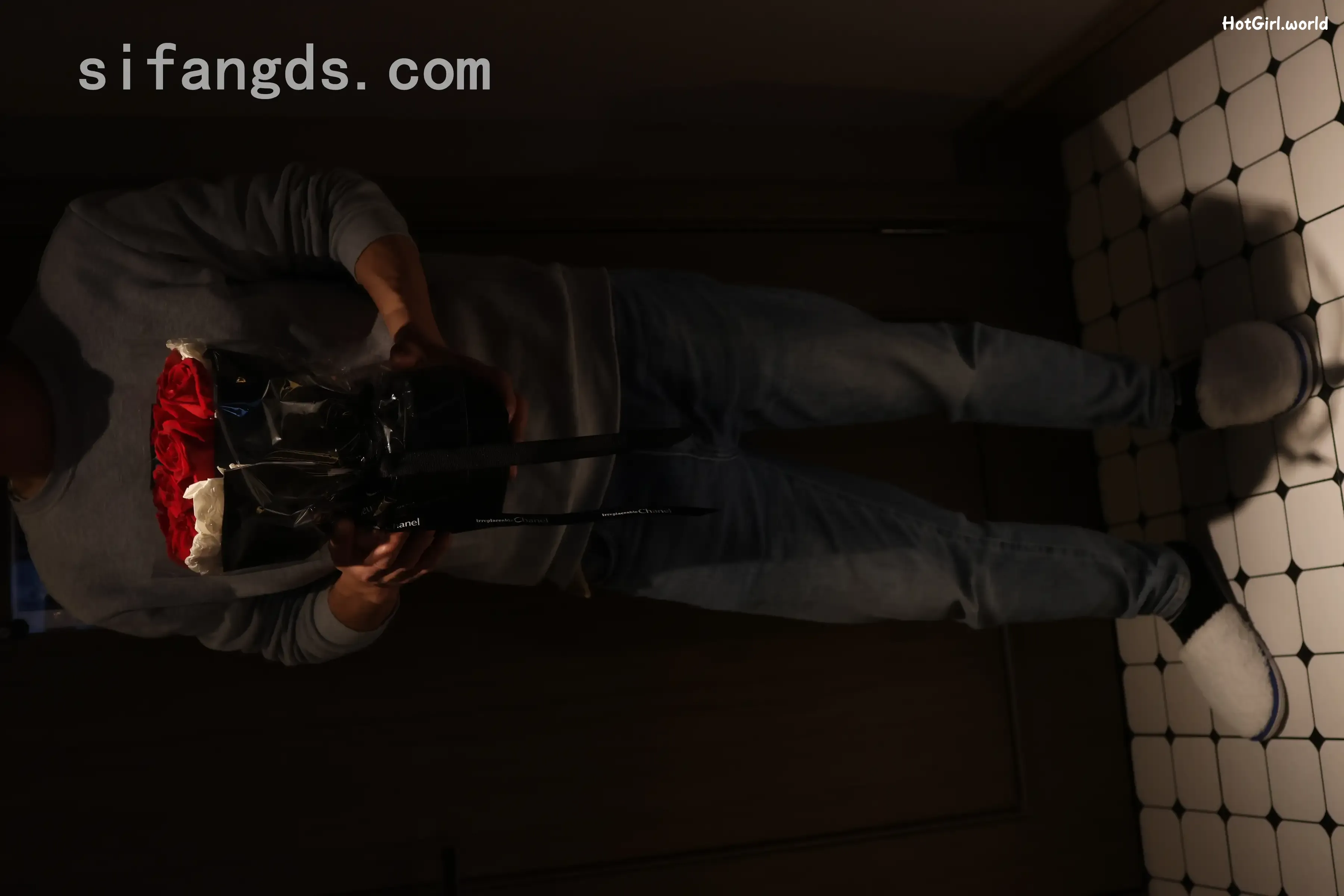 XR Uncensored-小薯条-nienie-R18-秀人网模特-结婚纪念日 第81张图