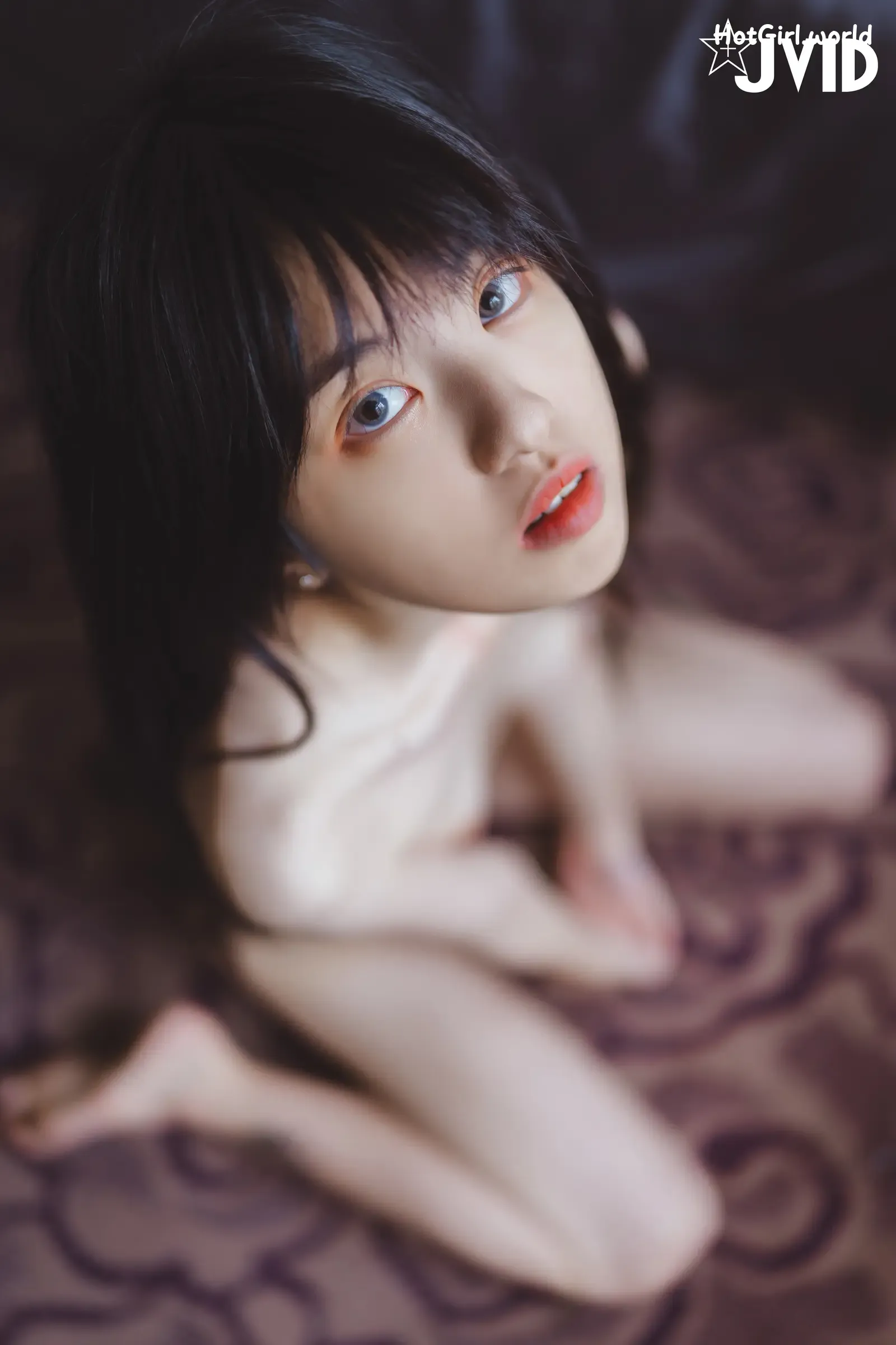 JVID-全裸無碼-18歲女高中生-缺錢全奉獻-陪大家過好年~ 第95张图