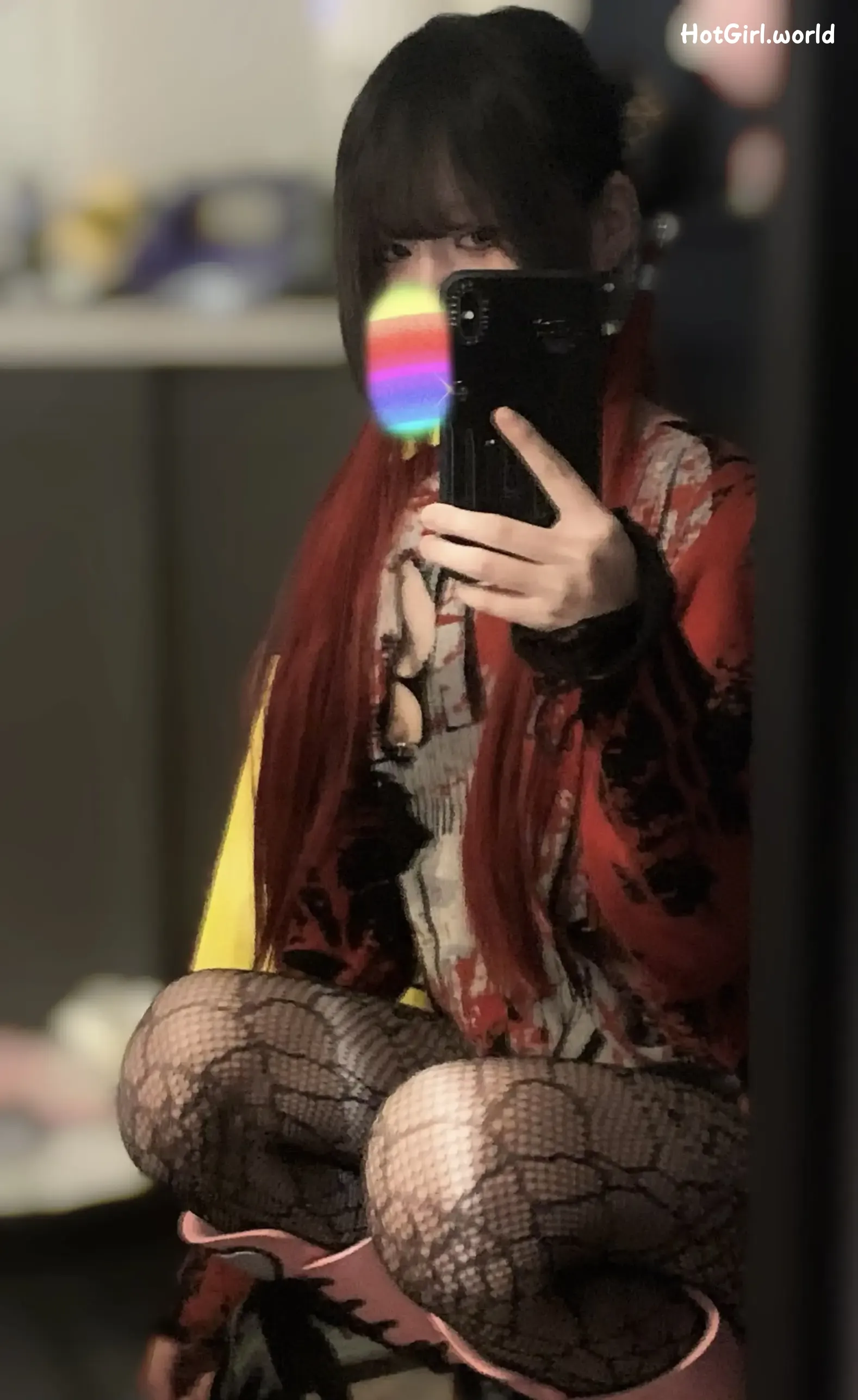 Coser-不得惹-iuueas-反差少女露出-小小年纪就这么放荡 第19张图