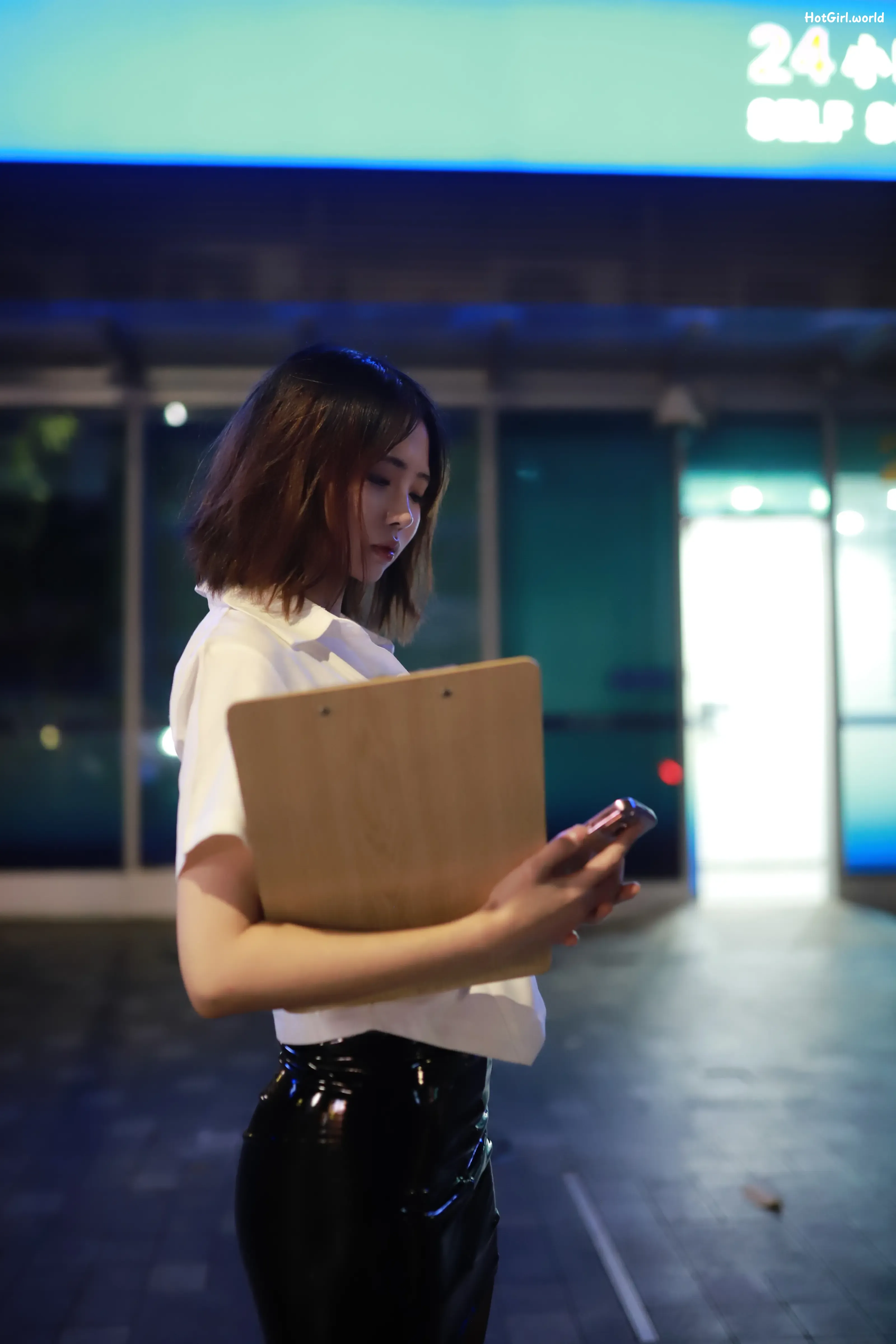 Coser-上杉绘梨落-被人跟踪 第38张图