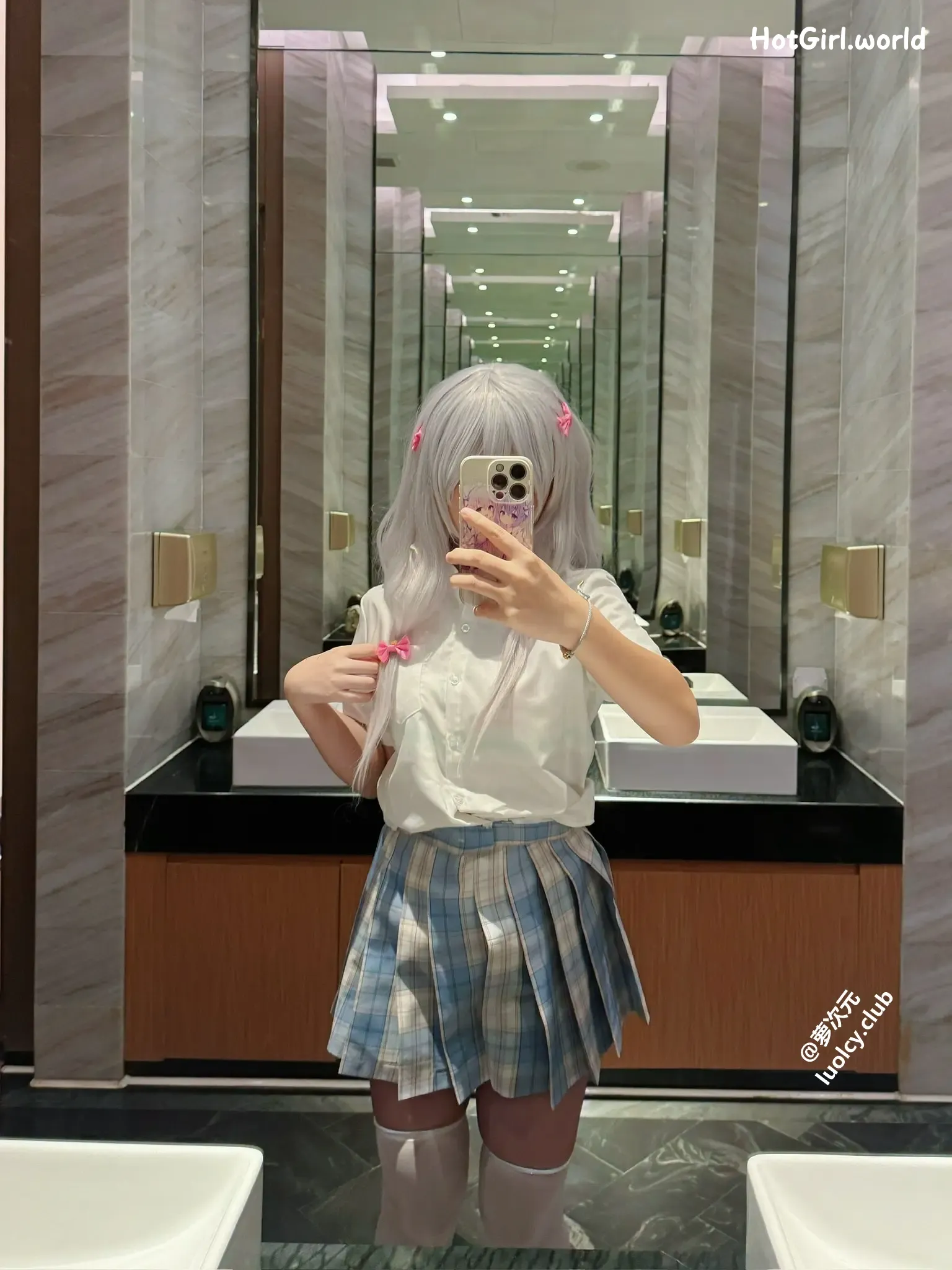 Coser-一枚呆呆-可可爱爱合法萝莉Coser 第5张图