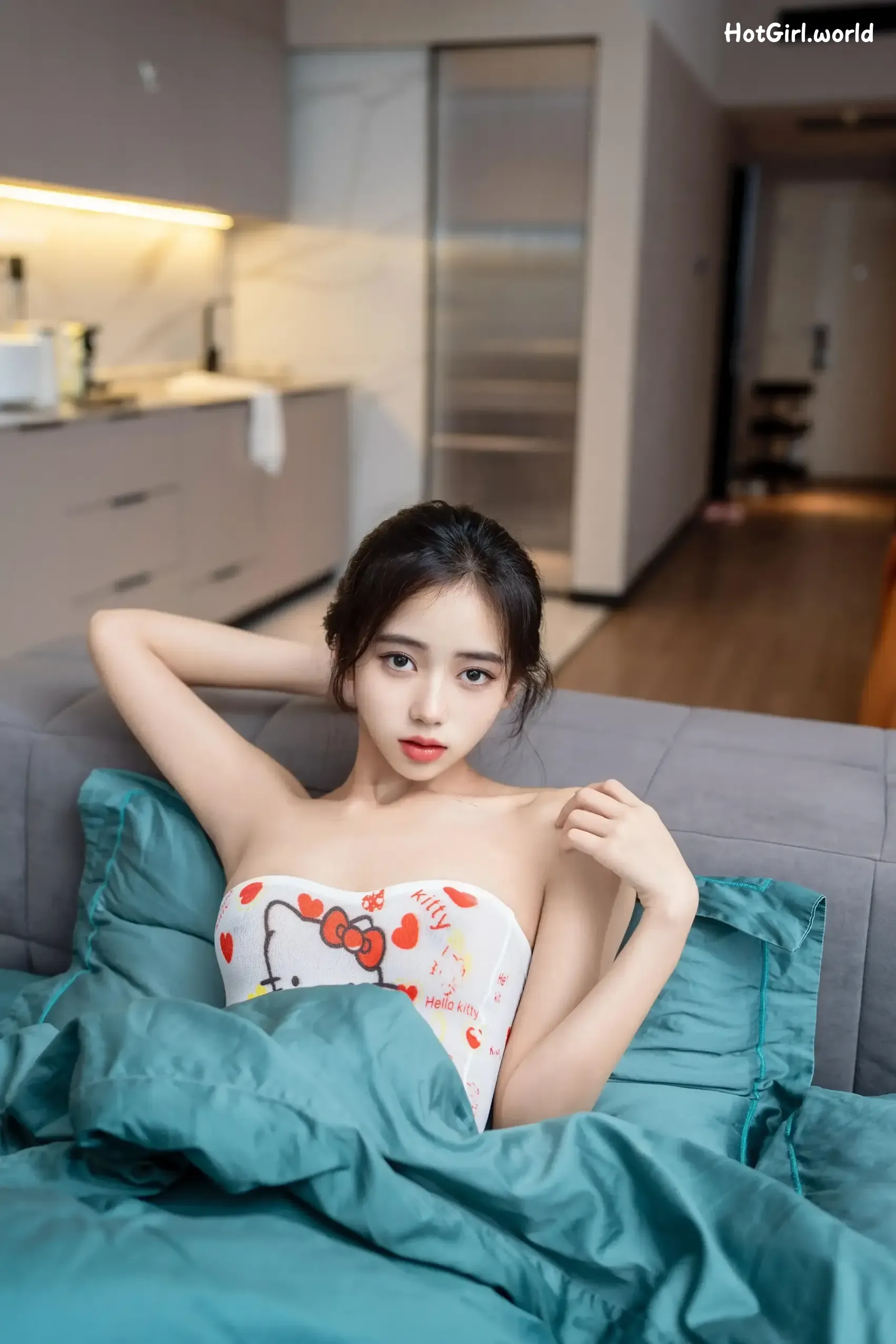 XR Uncensored-时安安-R18-秀人网模特-新人首秀-白丝童真装 第2张图