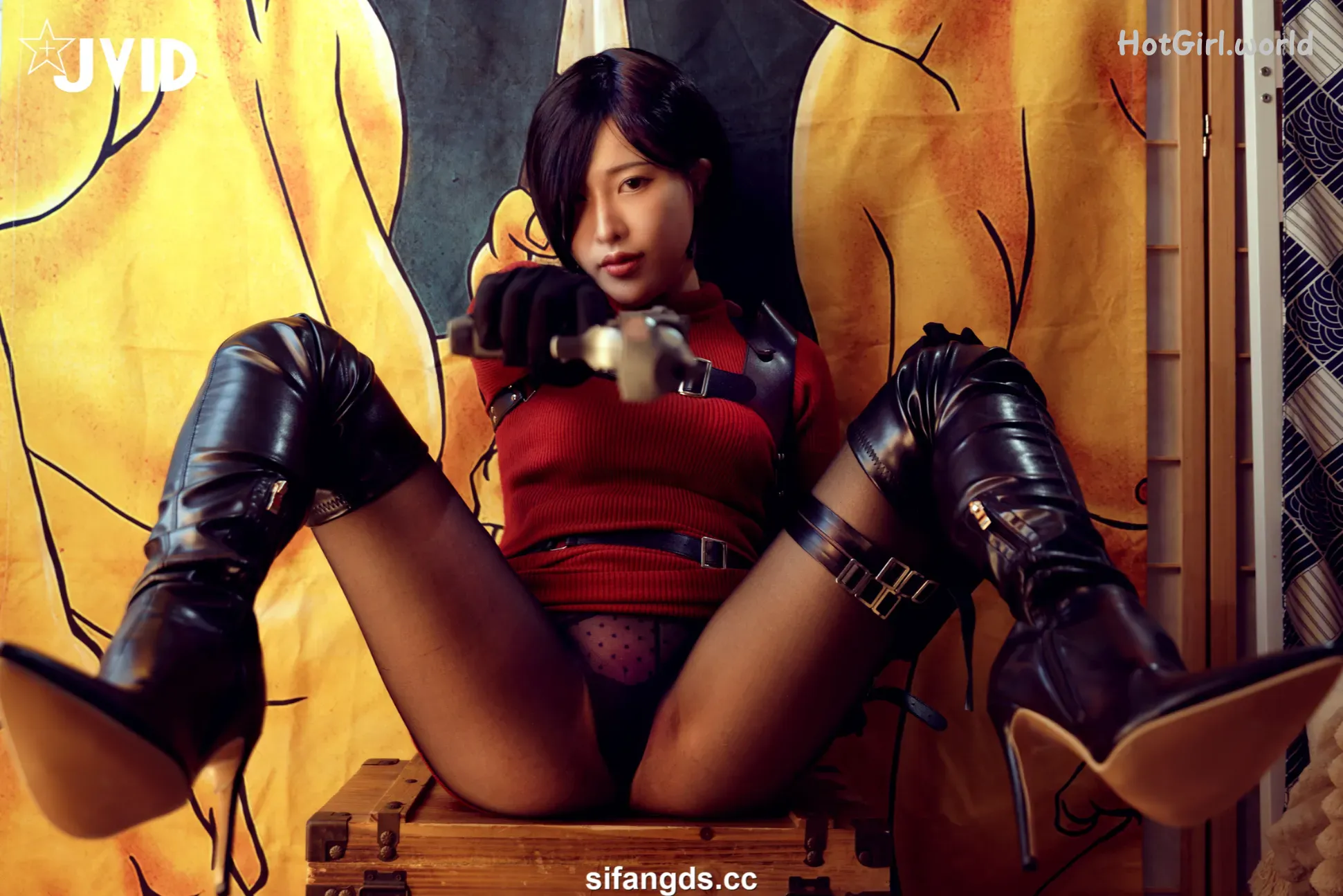 JVID-艾悠-全裸女神-艾悠-鲍鱼危机之艾达·王-猥亵凌辱拘禁-美艳酮体诱人白虎蜜穴-枪指阴户乖乖就范 第123张图