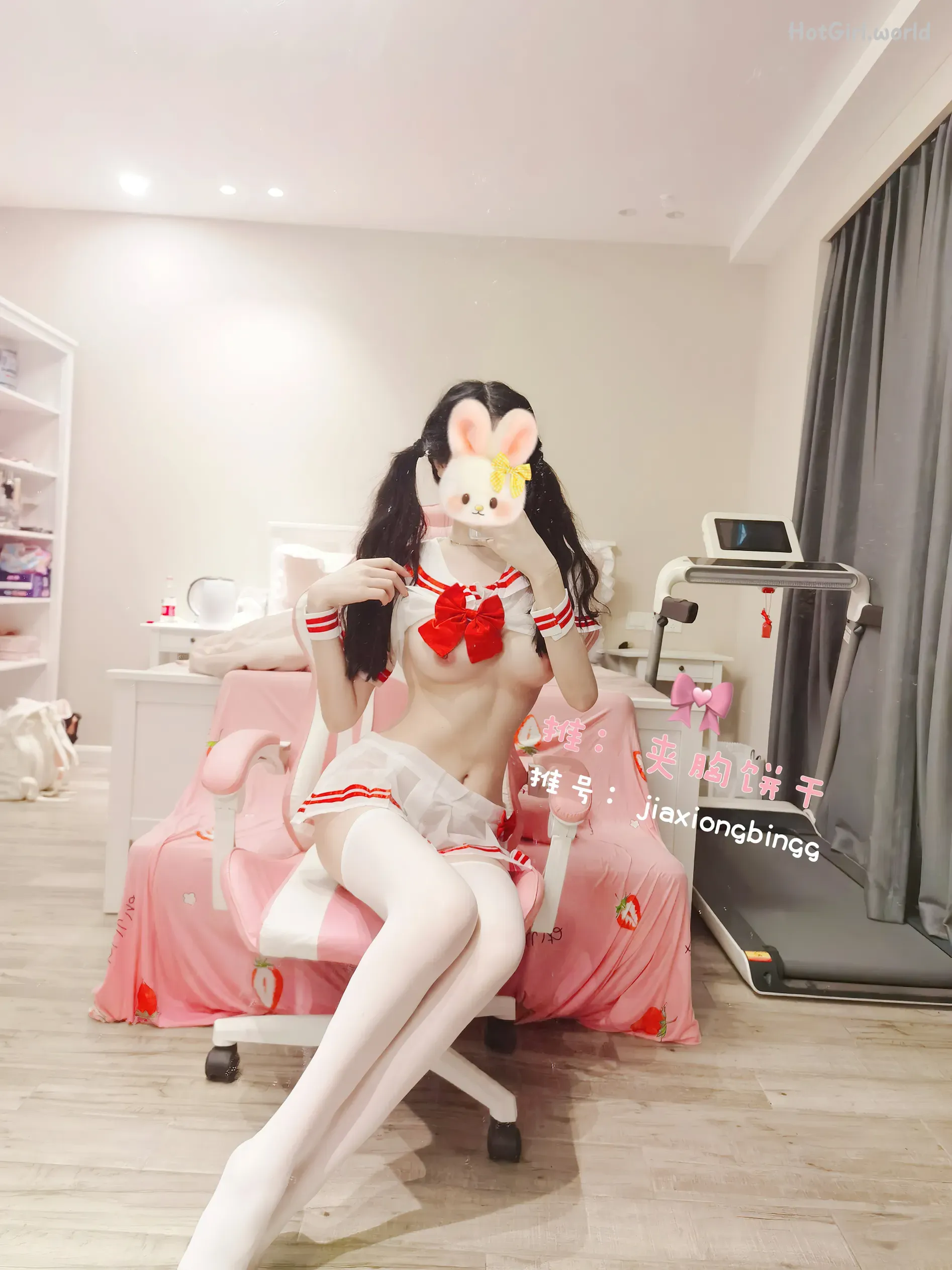 Coser-橙子喵酱-大尺度写真-夹胸饼干-拉拉队服 第15张图