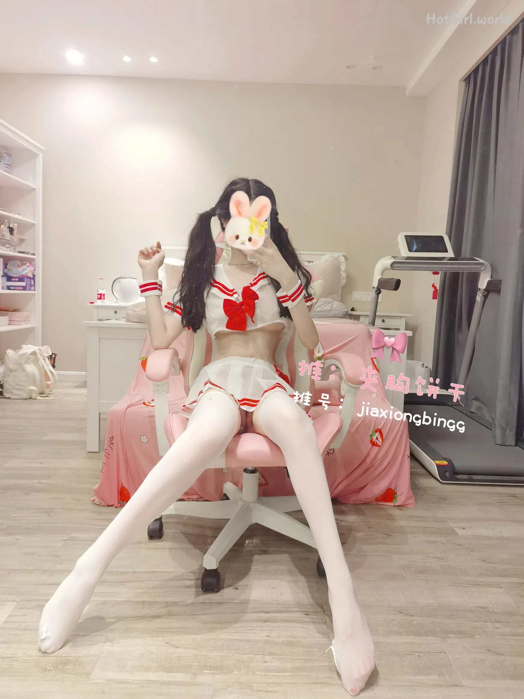 Coser-橙子喵酱-大尺度写真-夹胸饼干-拉拉队服 第18张图